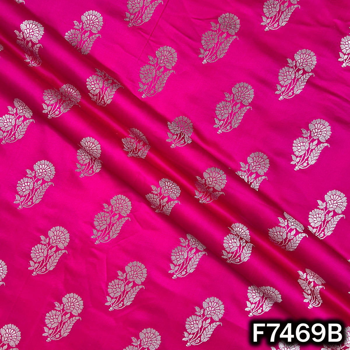 Banarasi Brocade Fabric - F7469