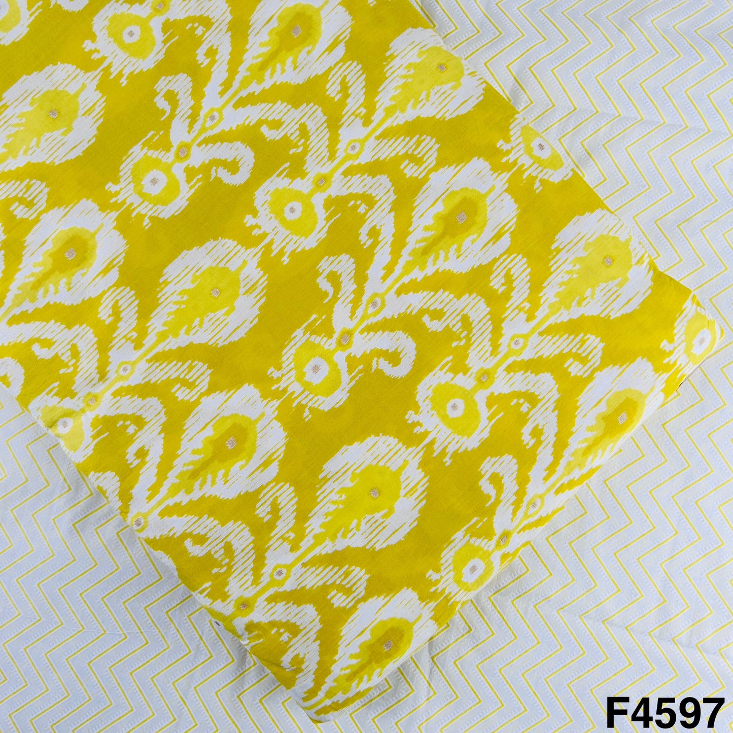 Printed Cambric Cotton Fabric- F4597