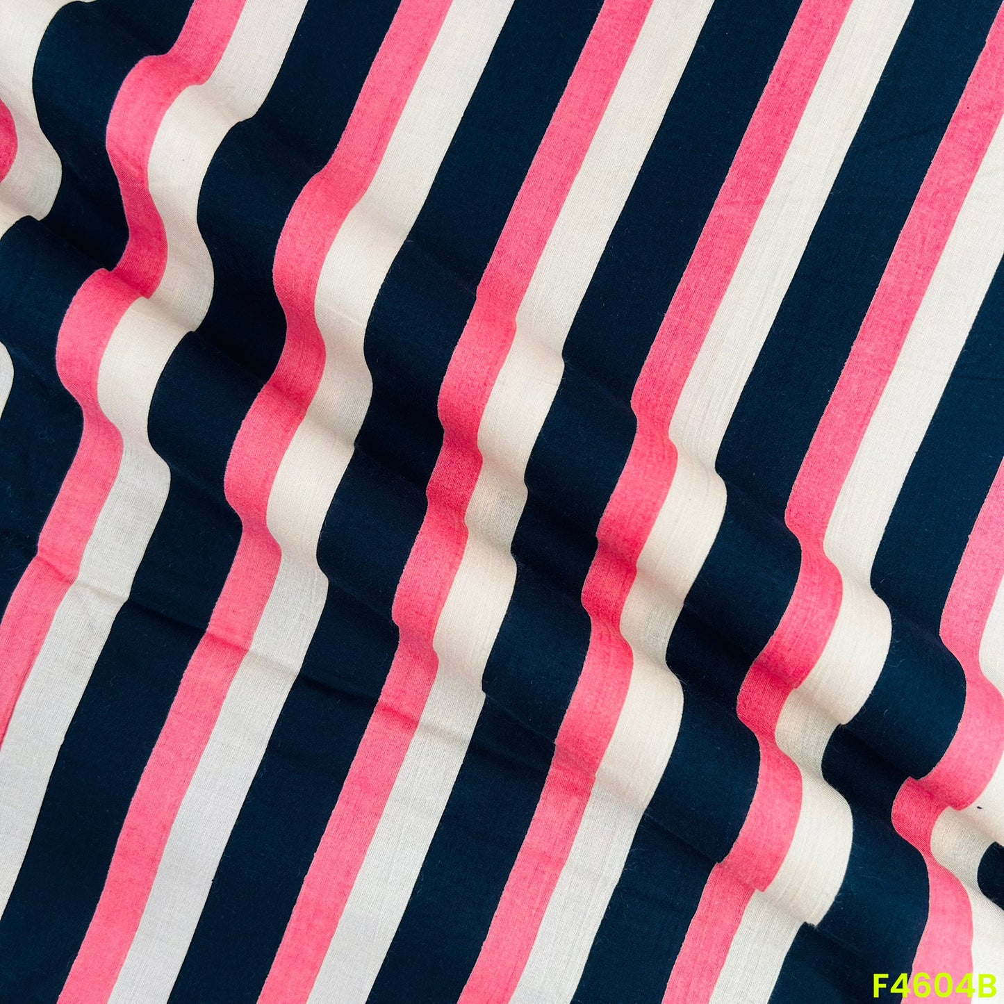 Printed Cambric Cotton Fabric- F4604