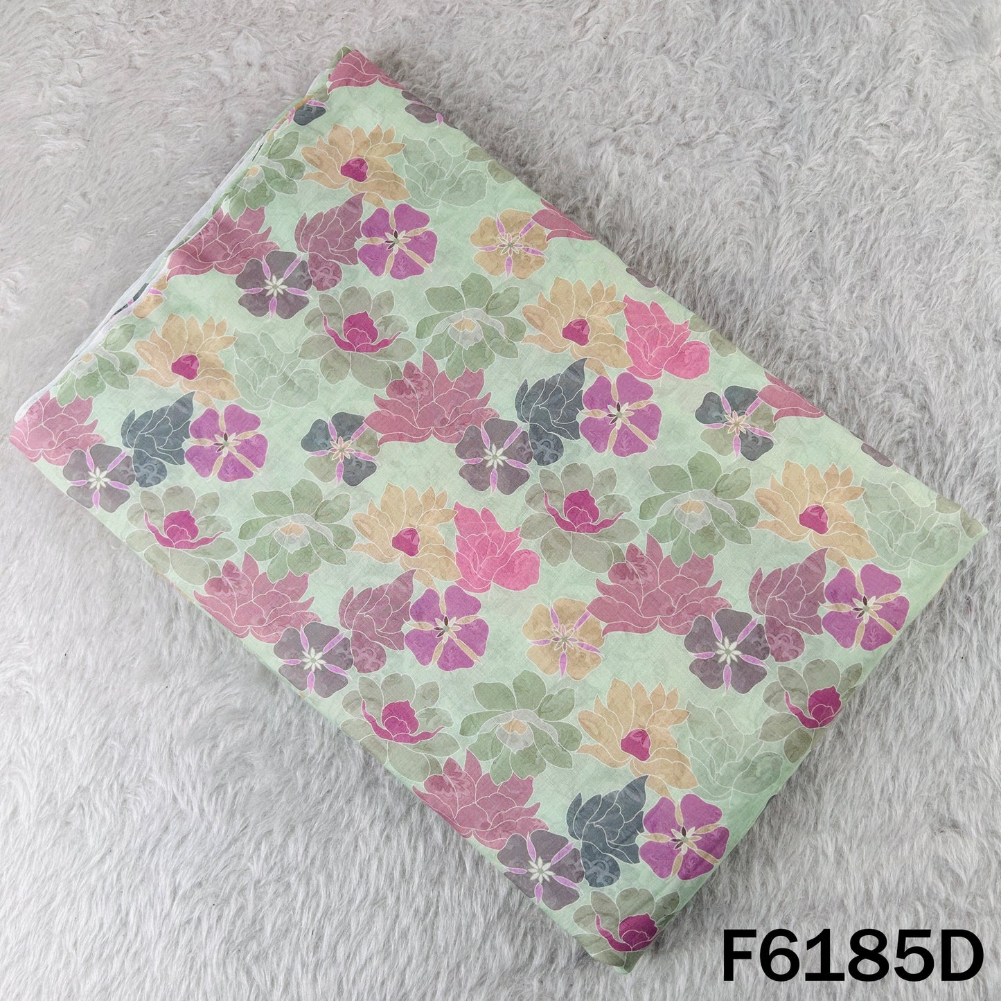 Digital Print Mul Cotton Fabric - F6185