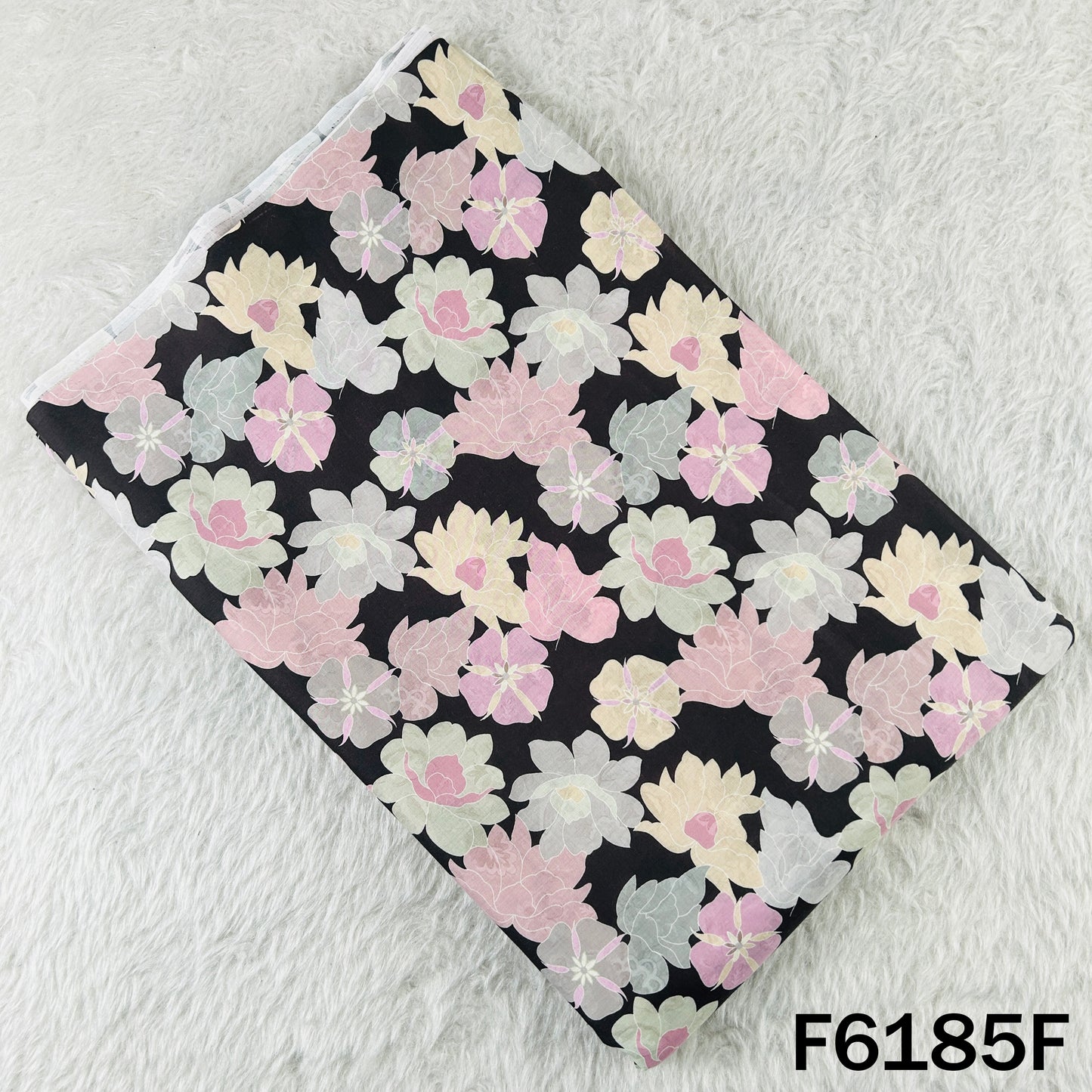 Digital Print Mul Cotton Fabric - F6185