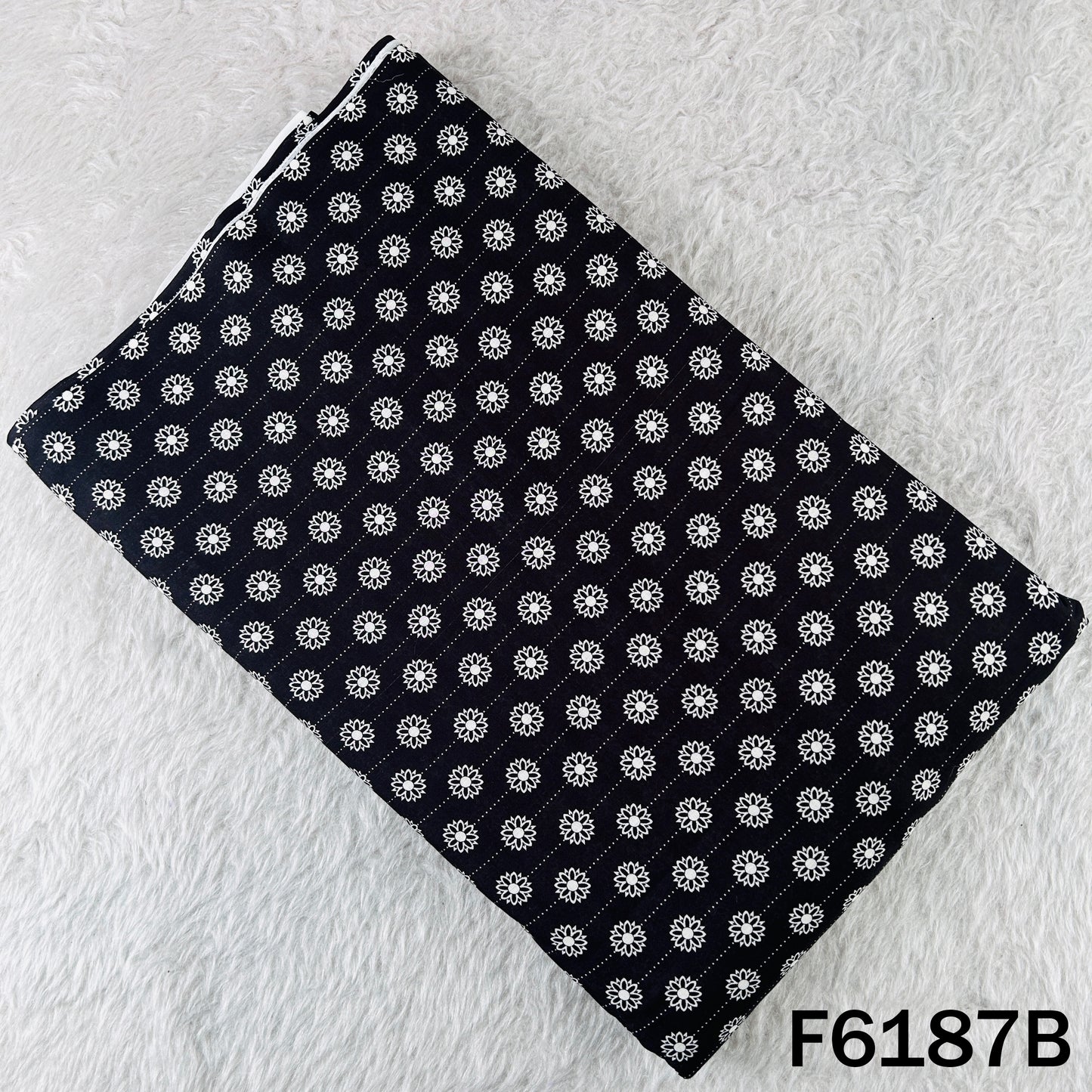 Digital Print Mul Cotton Fabric - F6187