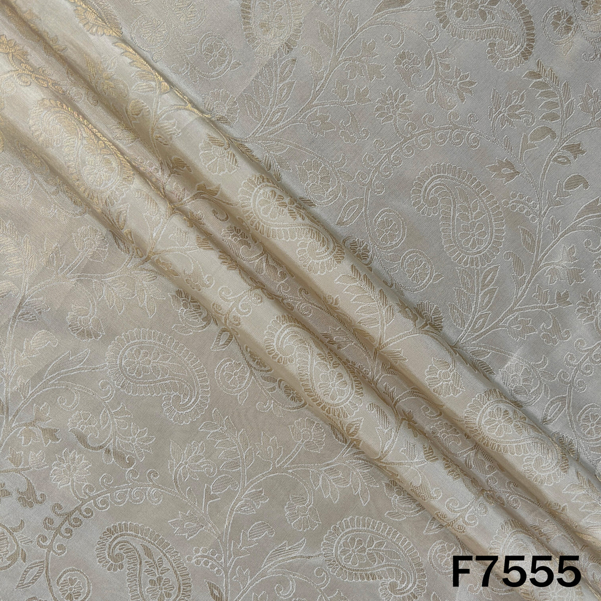 Dyeable Self Jacquard Tissue Fabric - F7555