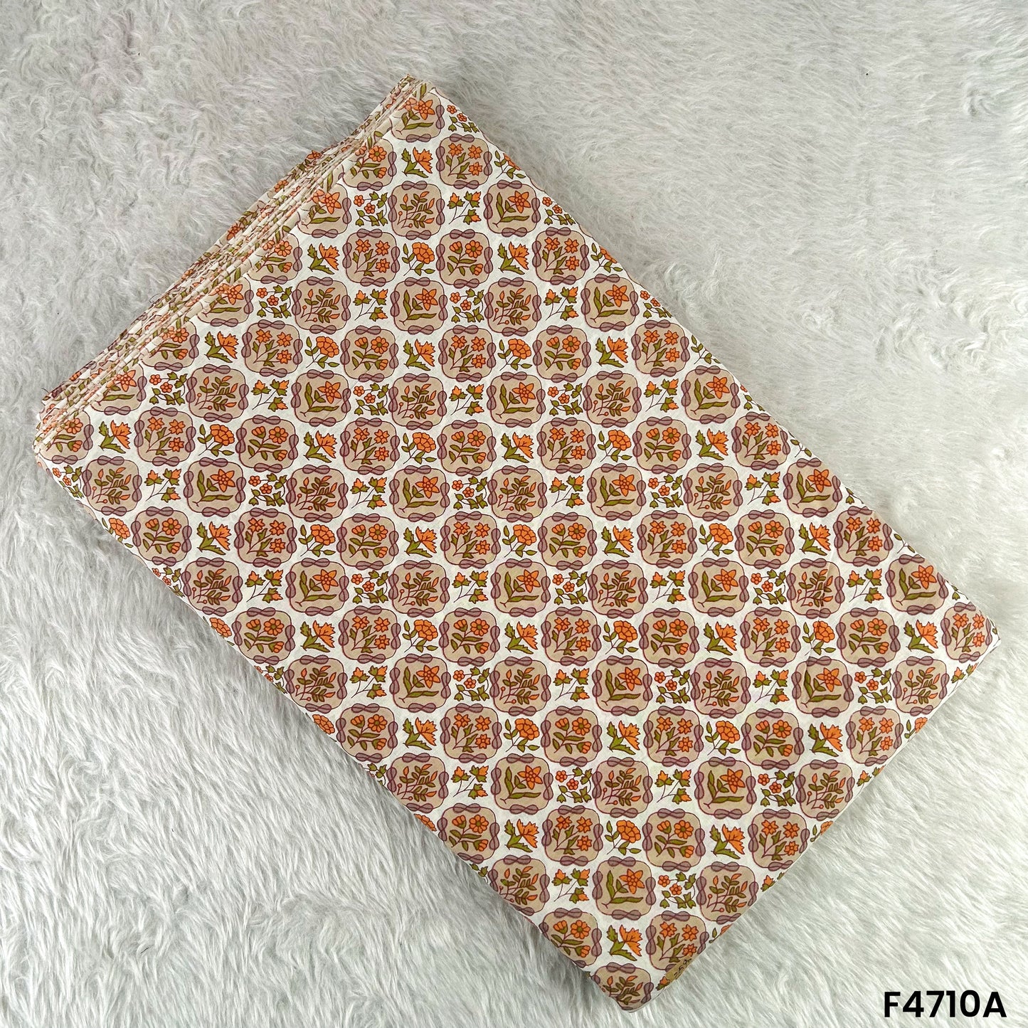 Printed Cambric Cotton Fabric- F4710