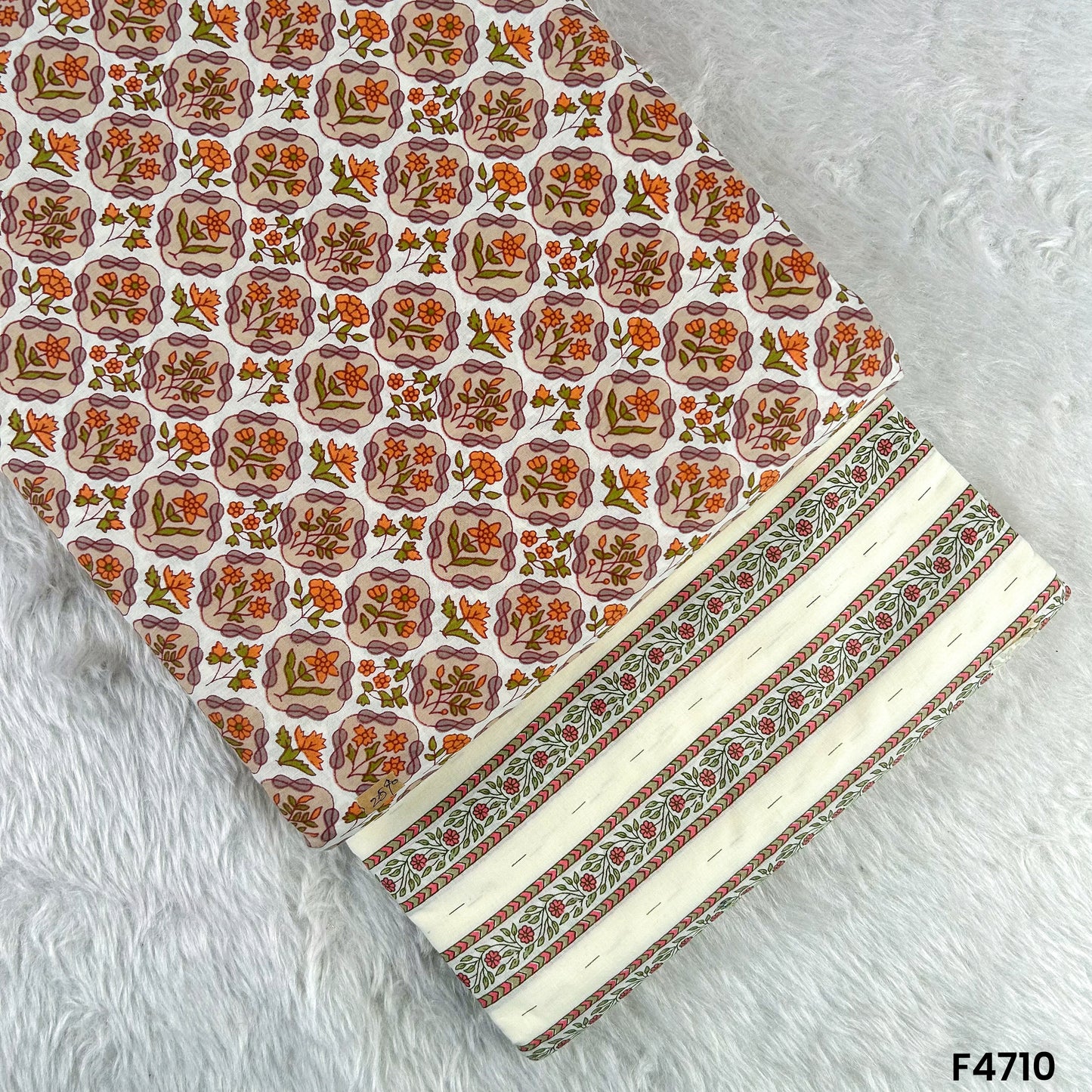 Printed Cambric Cotton Fabric- F4710