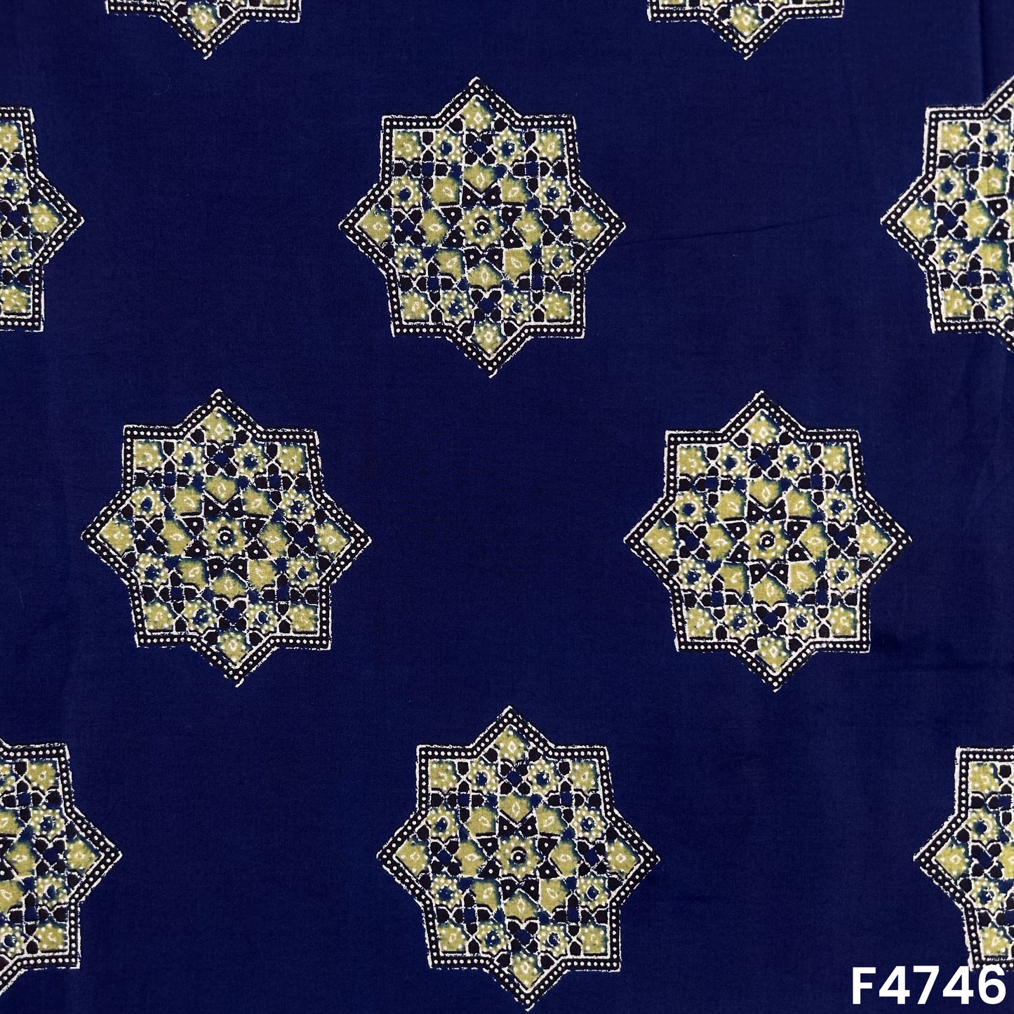 Printed Cambric Cotton Fabric- F4746