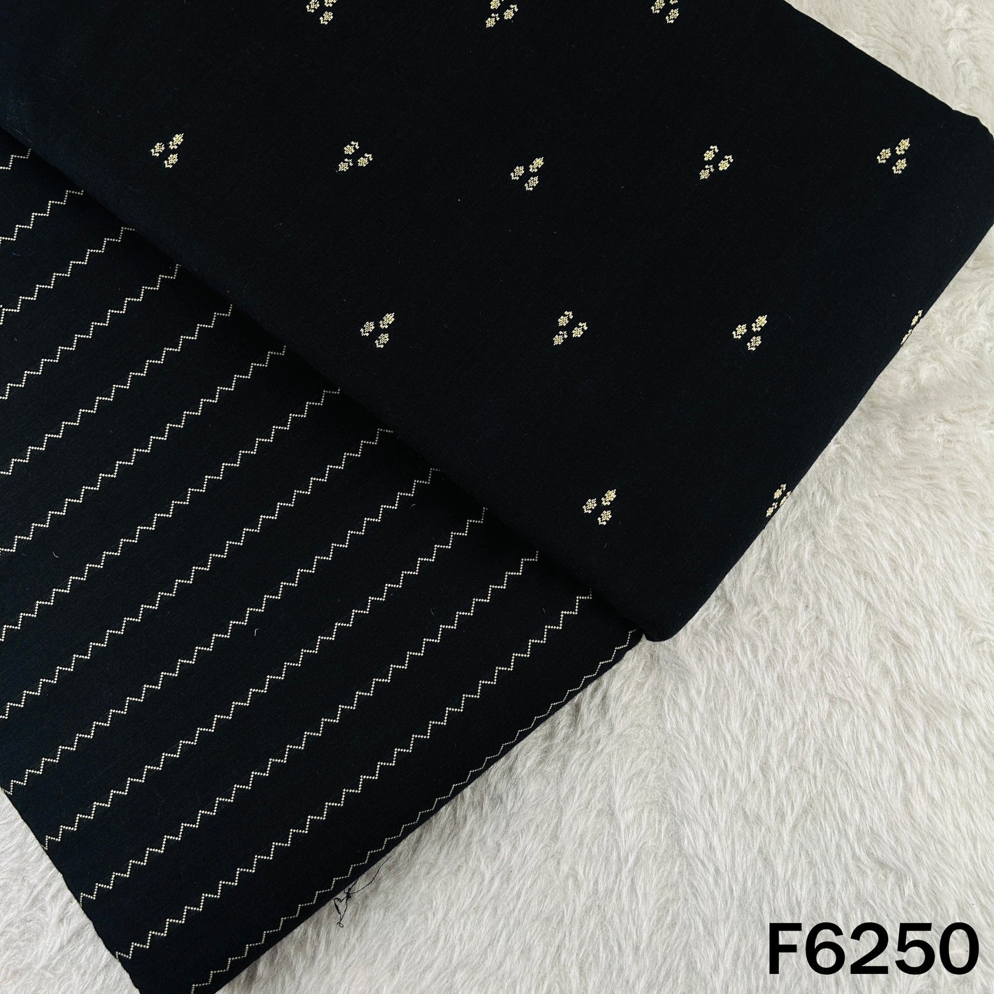Handloom Cotton Fabric - F6250