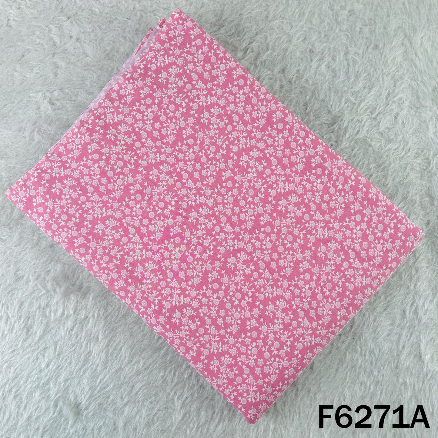 Printed Lizzy Bizzy Cotton Fabric - F6271