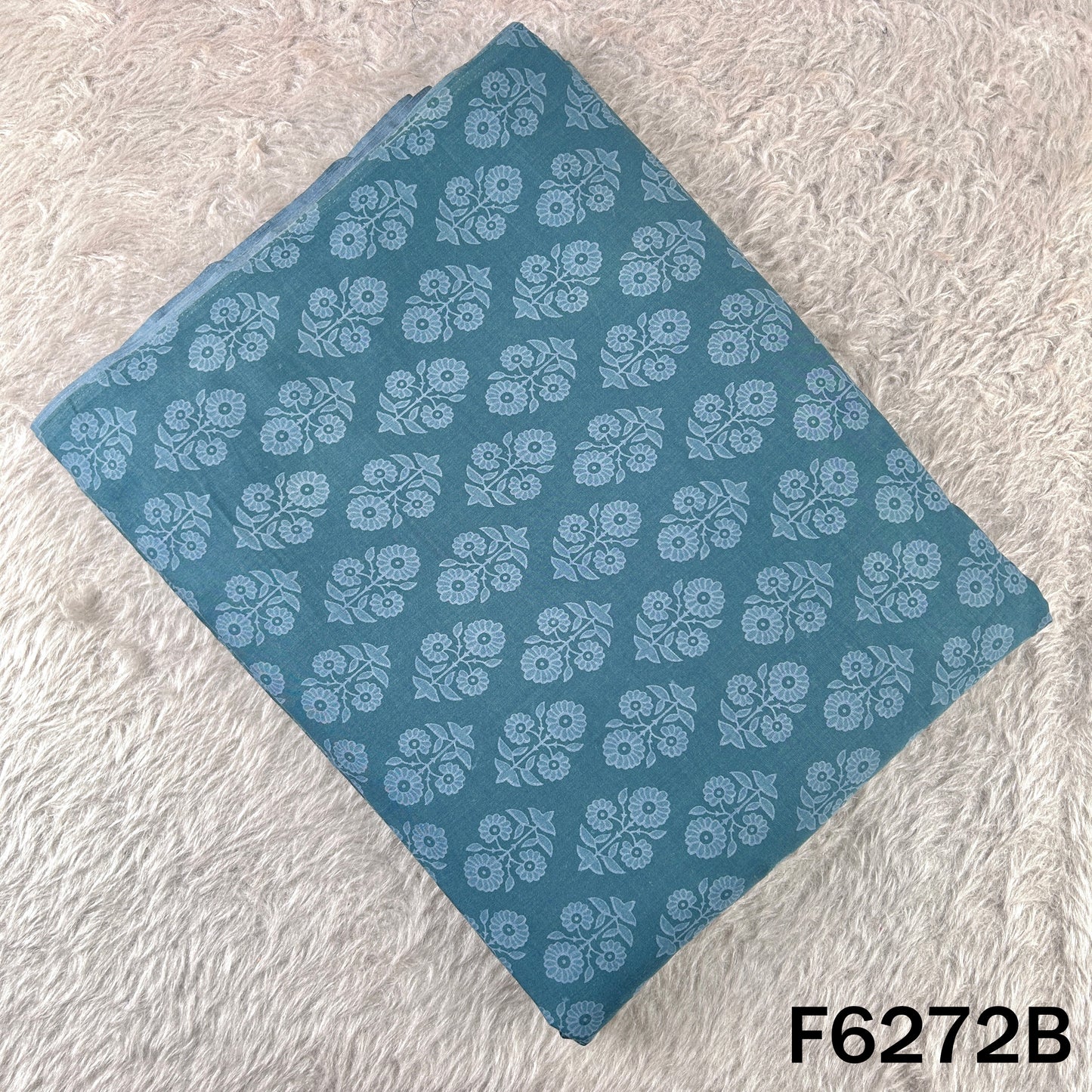 Printed Lizzy Bizzy Cotton Fabric - F6272