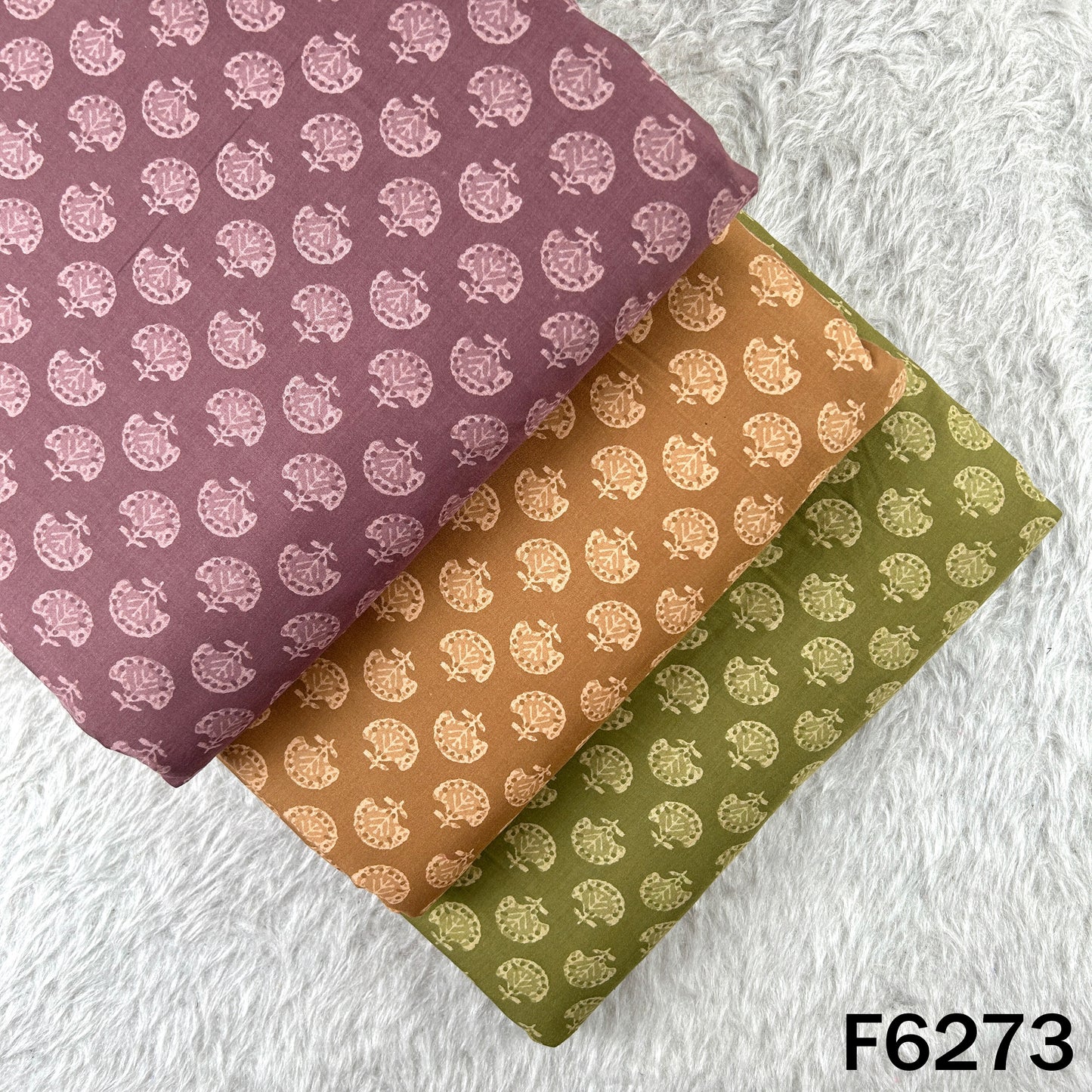 Printed Lizzy Bizzy Cotton Fabric - F6273