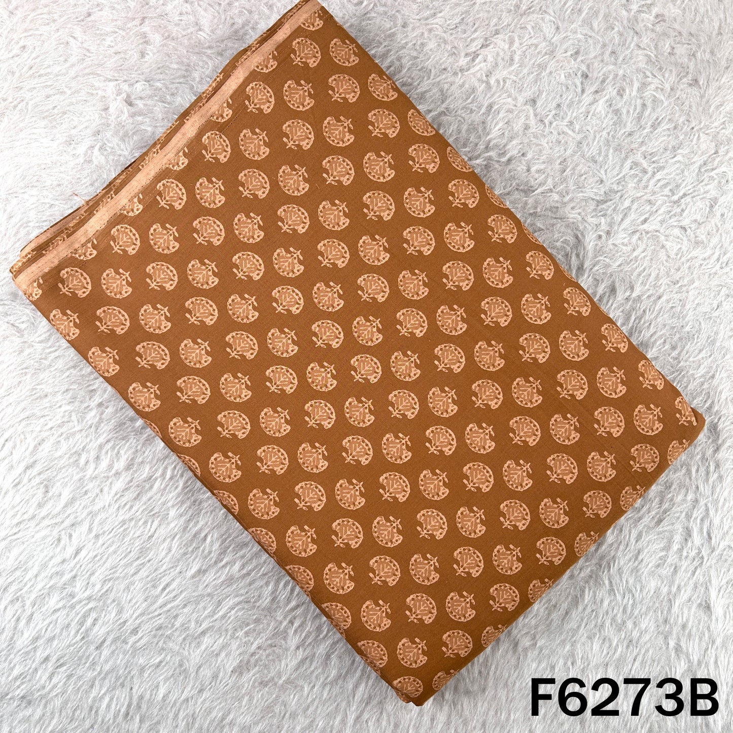Printed Lizzy Bizzy Cotton Fabric - F6273