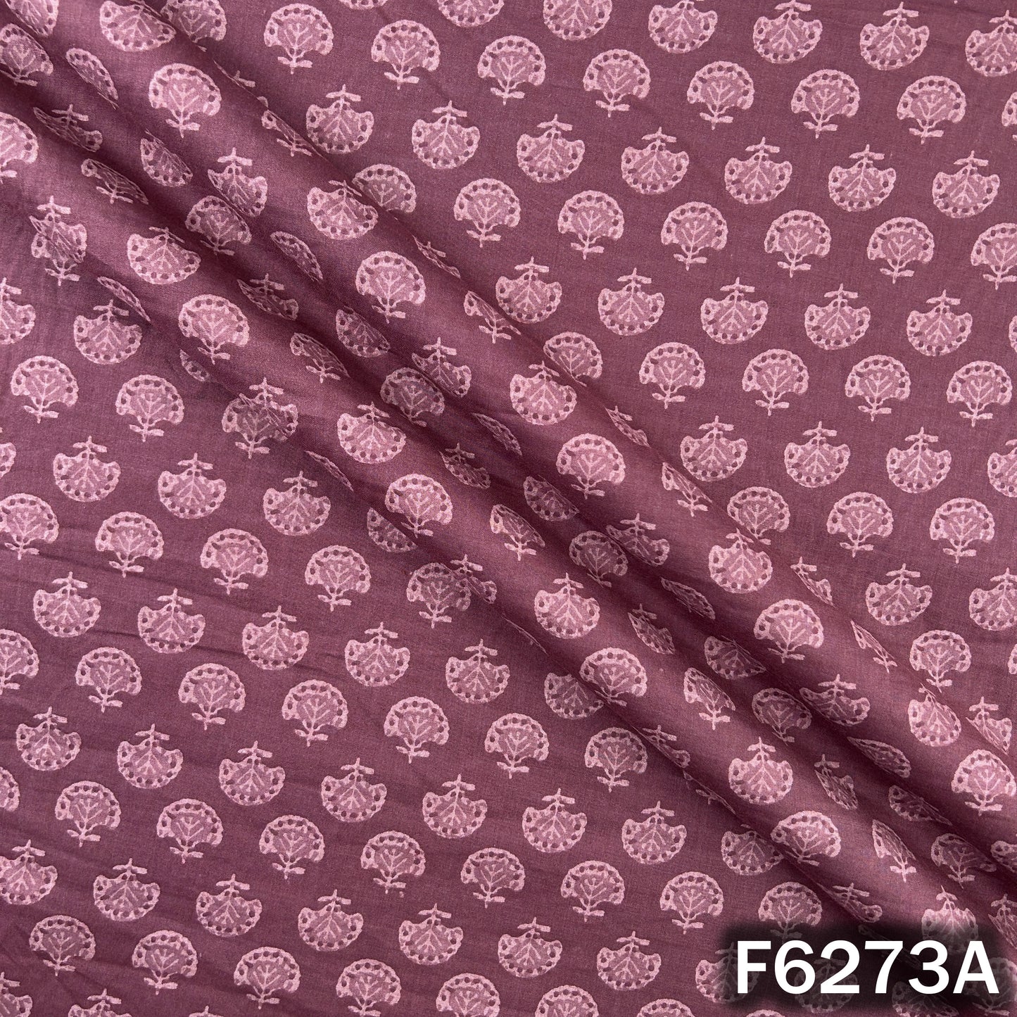 Printed Lizzy Bizzy Cotton Fabric - F6273