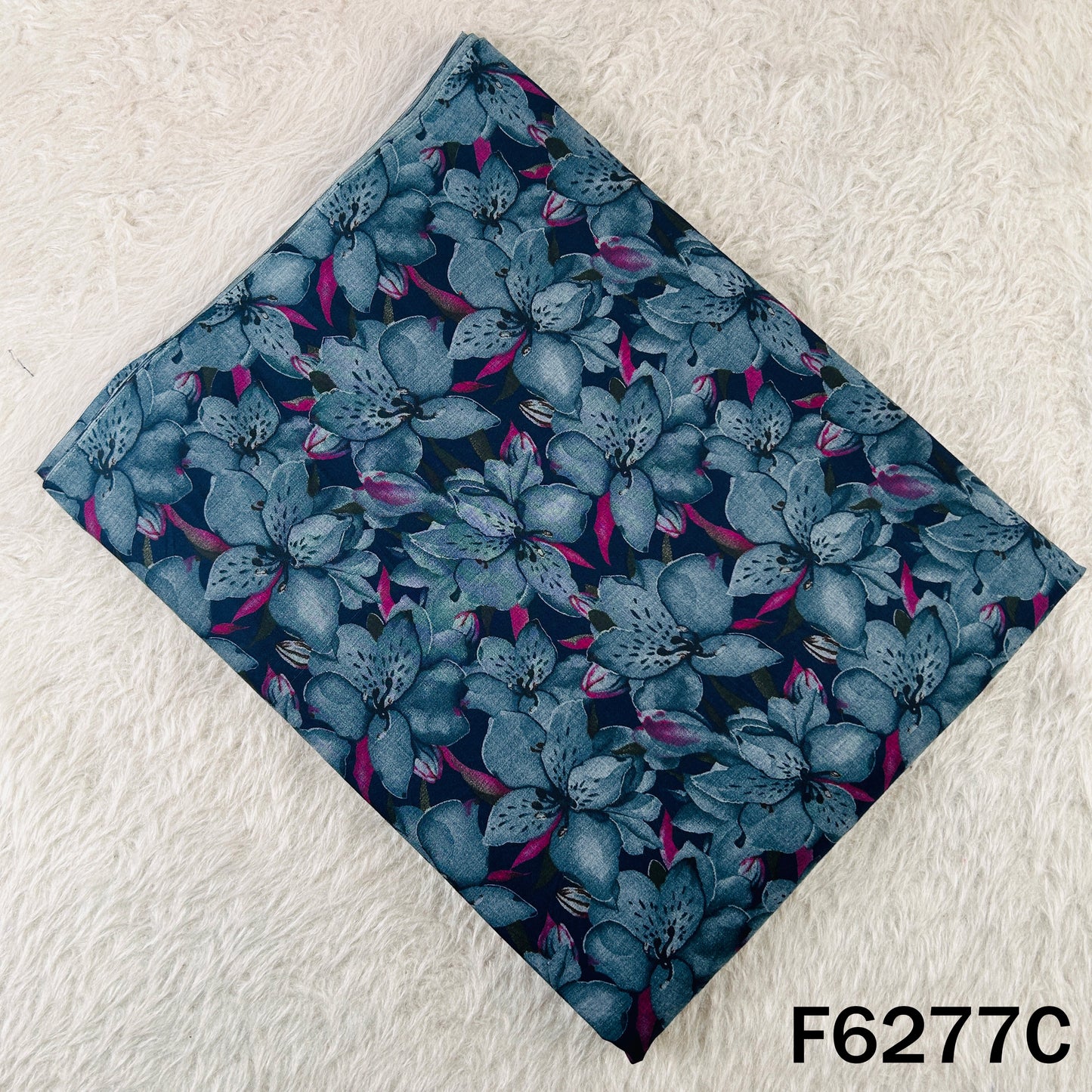 Printed Lizzy Bizzy Cotton Fabric - F6277