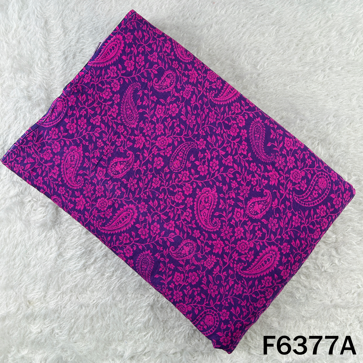 Printed Mul Cotton Fabric - F6377