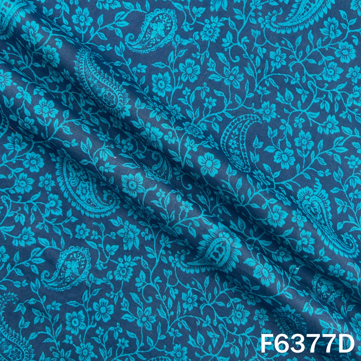 Printed Mul Cotton Fabric - F6377