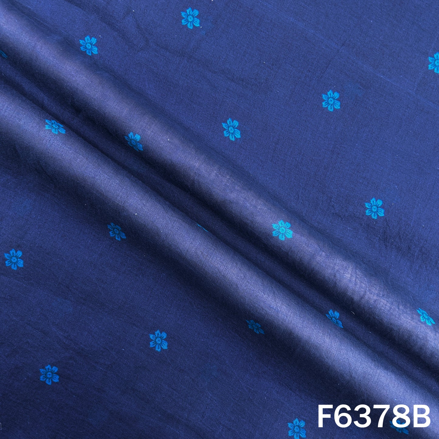 Printed Mul Cotton Fabric - F6378