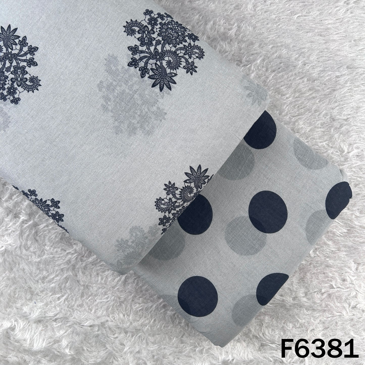 Printed Mul Cotton Fabric - F6381