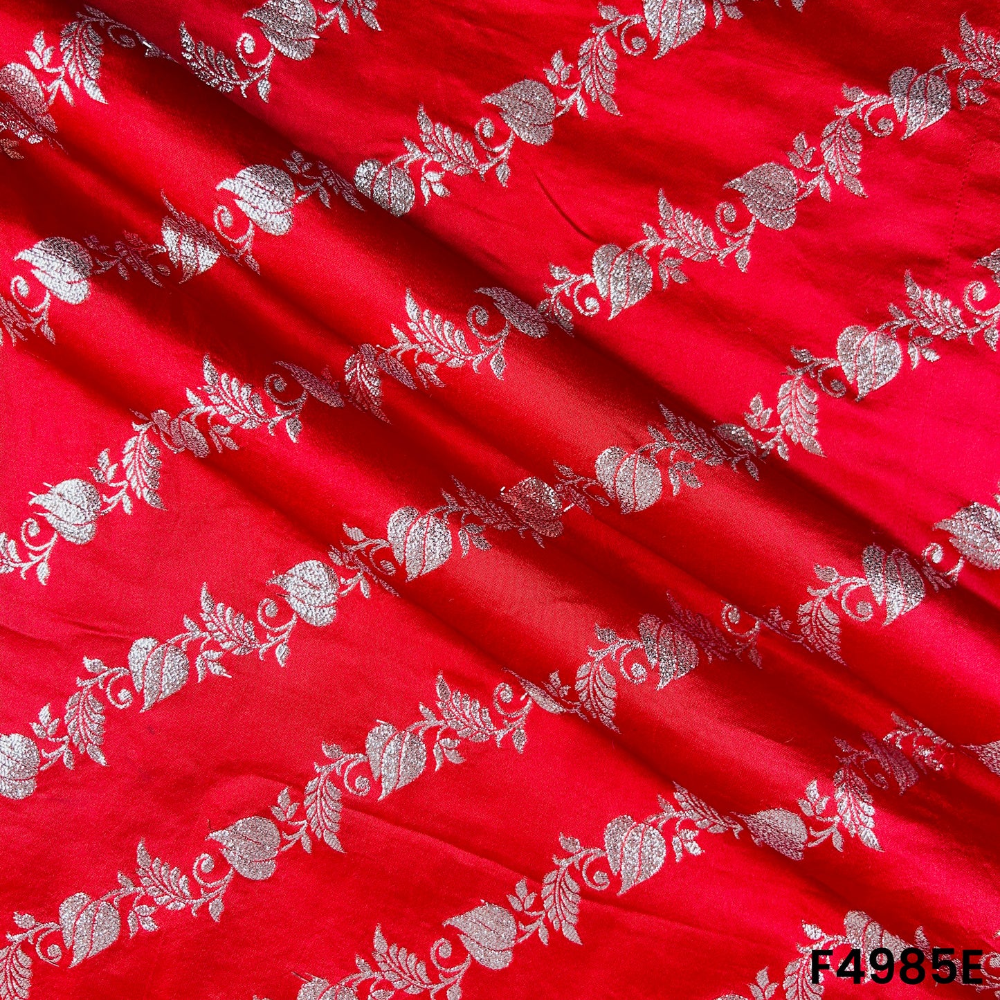 Zari Work Banarasi Silk Fabric-F4985