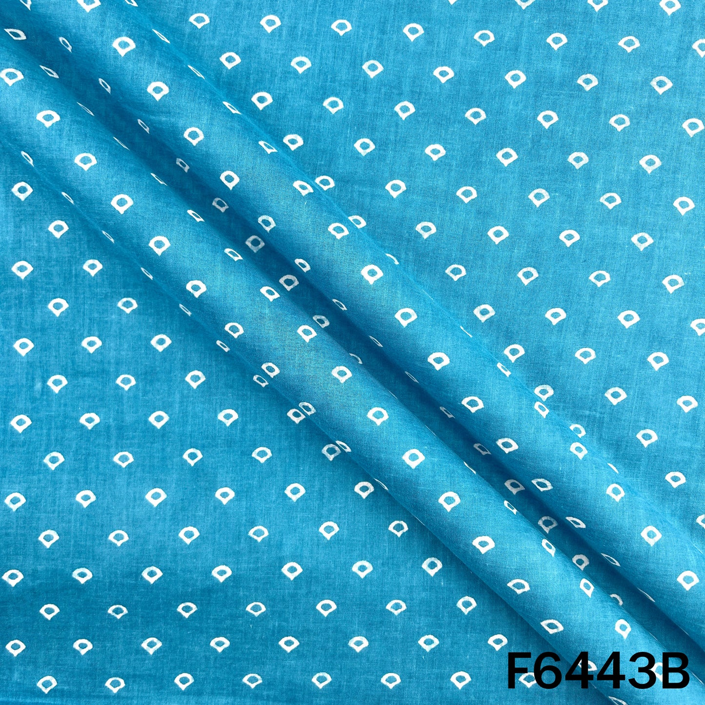 Printed Mul Cotton Fabric - F6443