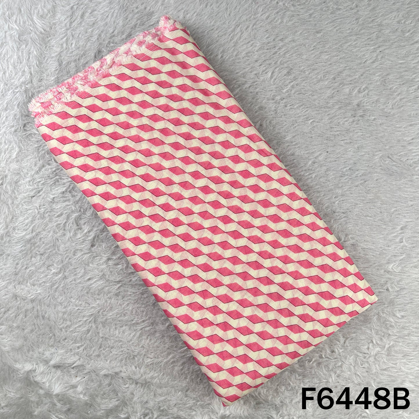 Digital Print Mul Cotton Fabric - F6448