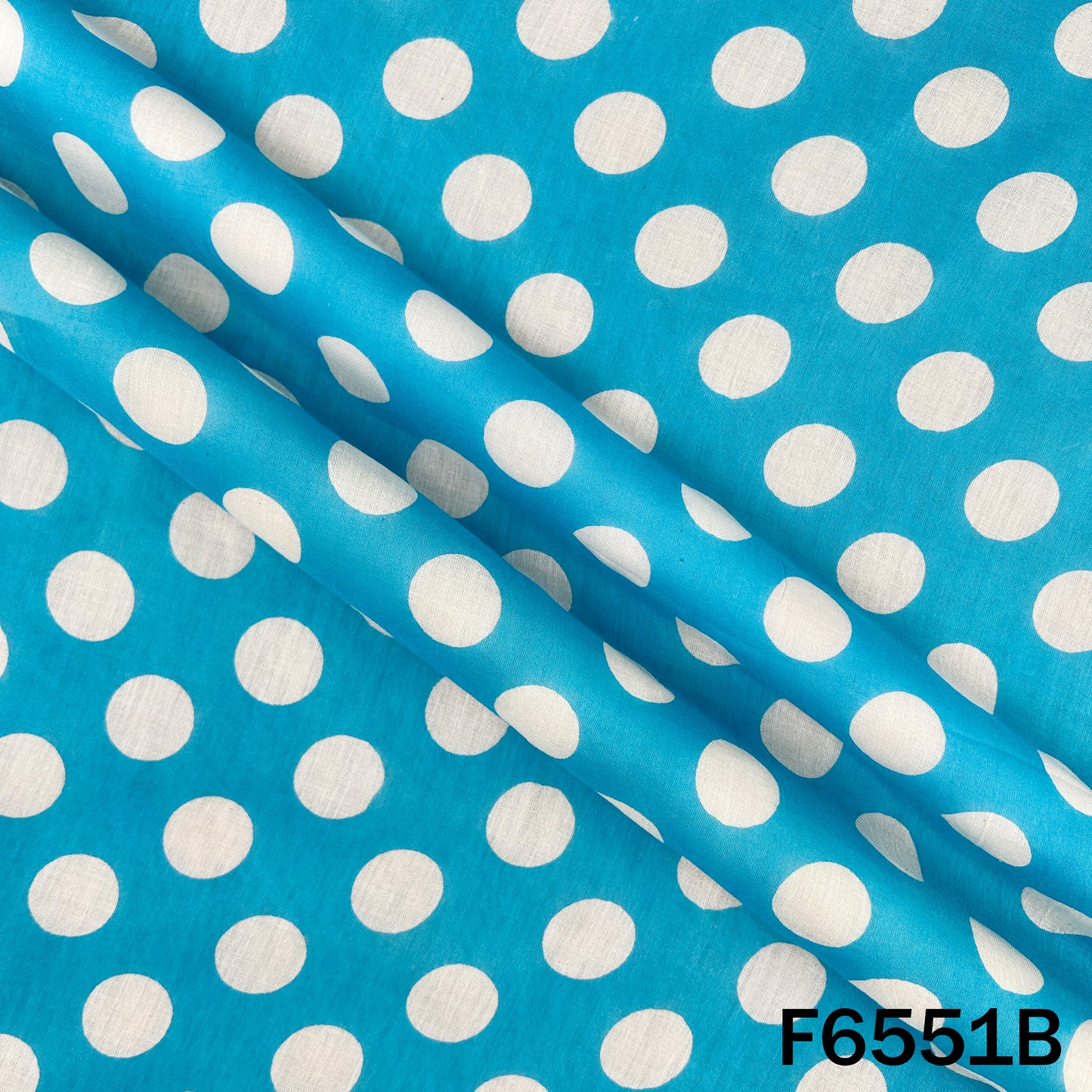 Printed Mul Cotton Fabric - F6551