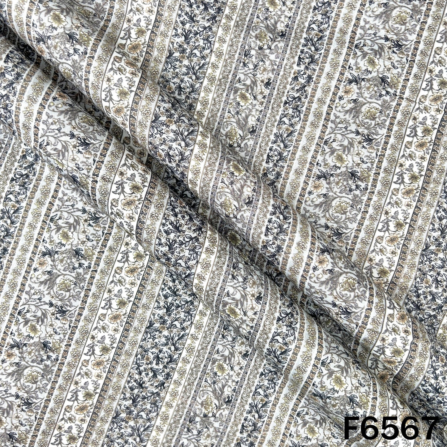 Digital Print Cambric Cotton Fabric - F6567