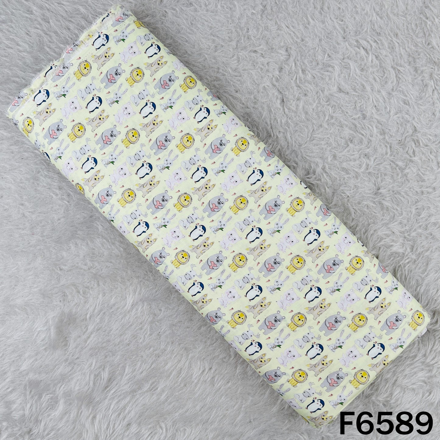 Baby Print Cambric Cotton Fabric - F6589