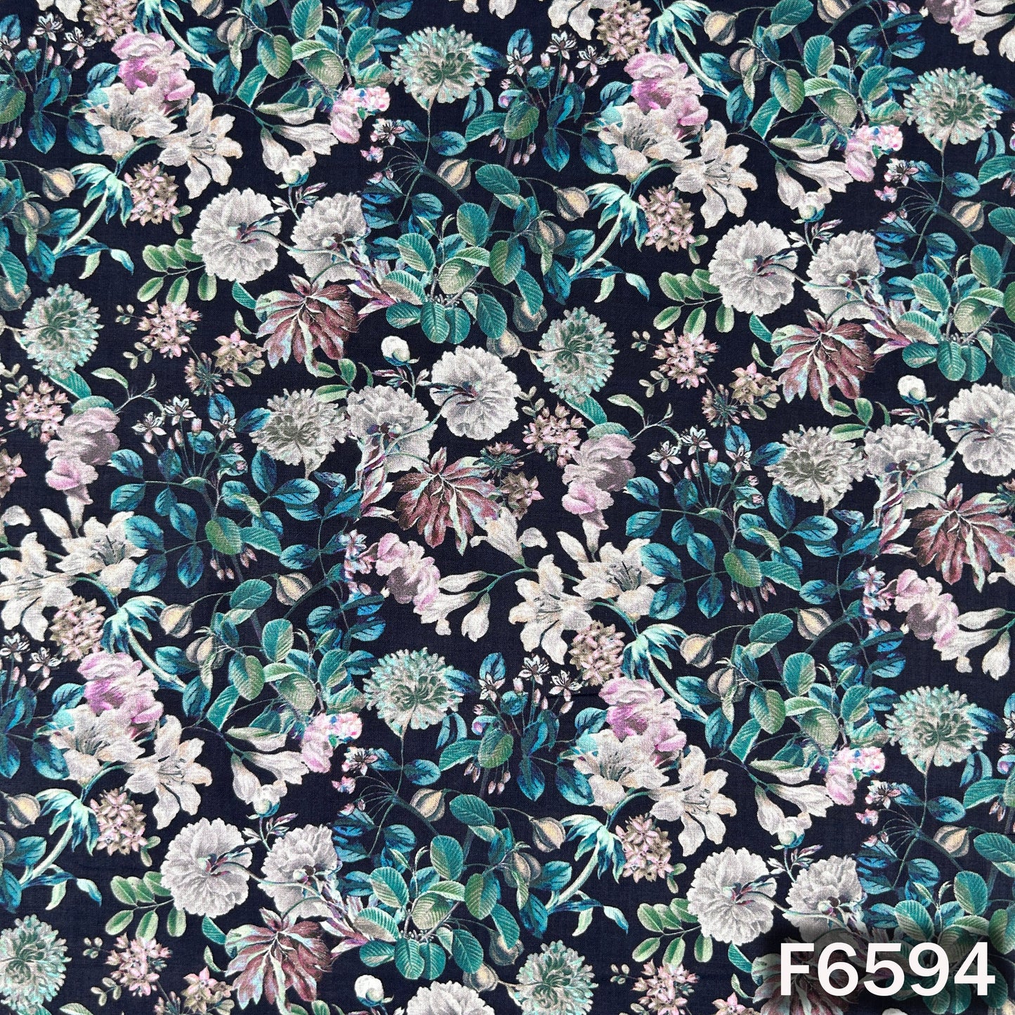 Digital Print Cambric Cotton Fabric - F6594