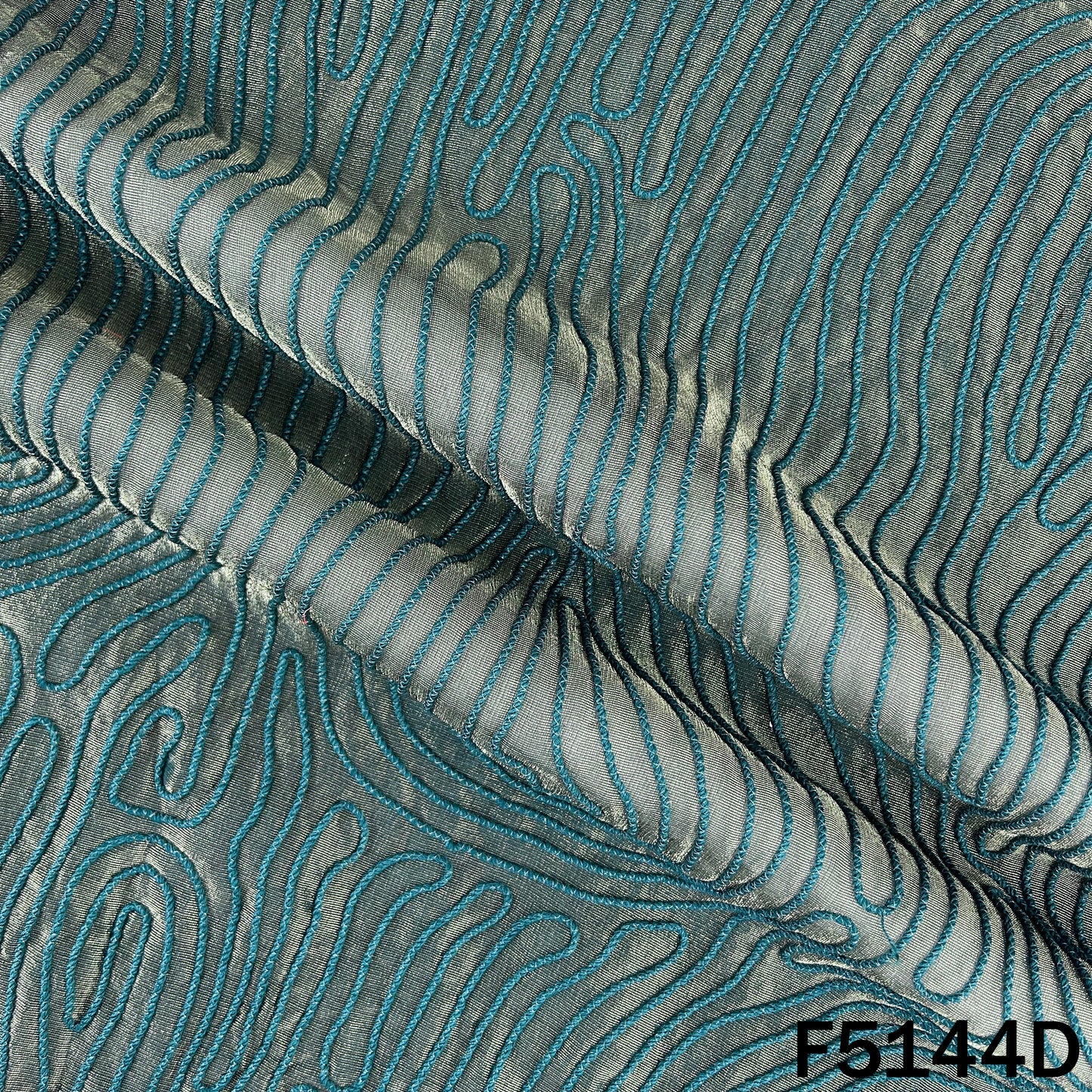 Thread Work Doria Shimmer Tissue Fabric-F5144
