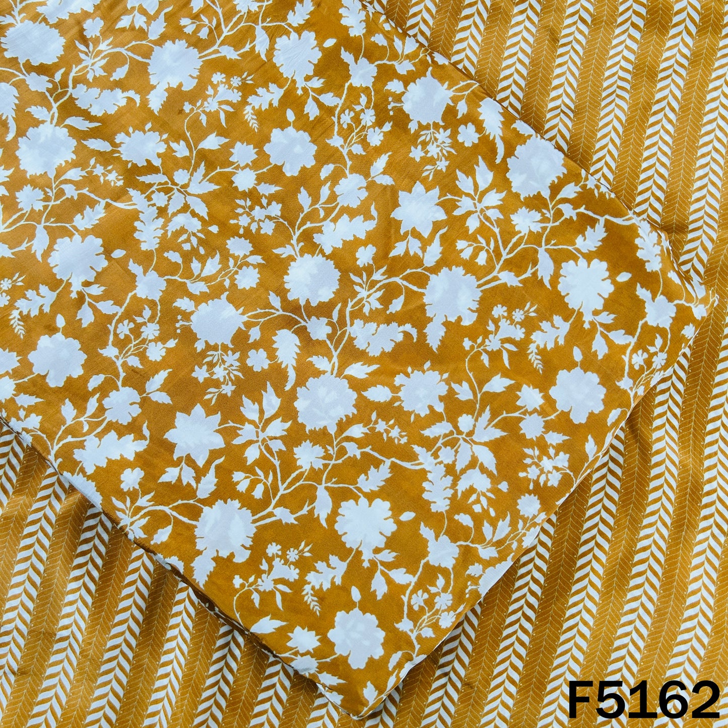 Digital Print Viscose Crepe Fabric - F5162