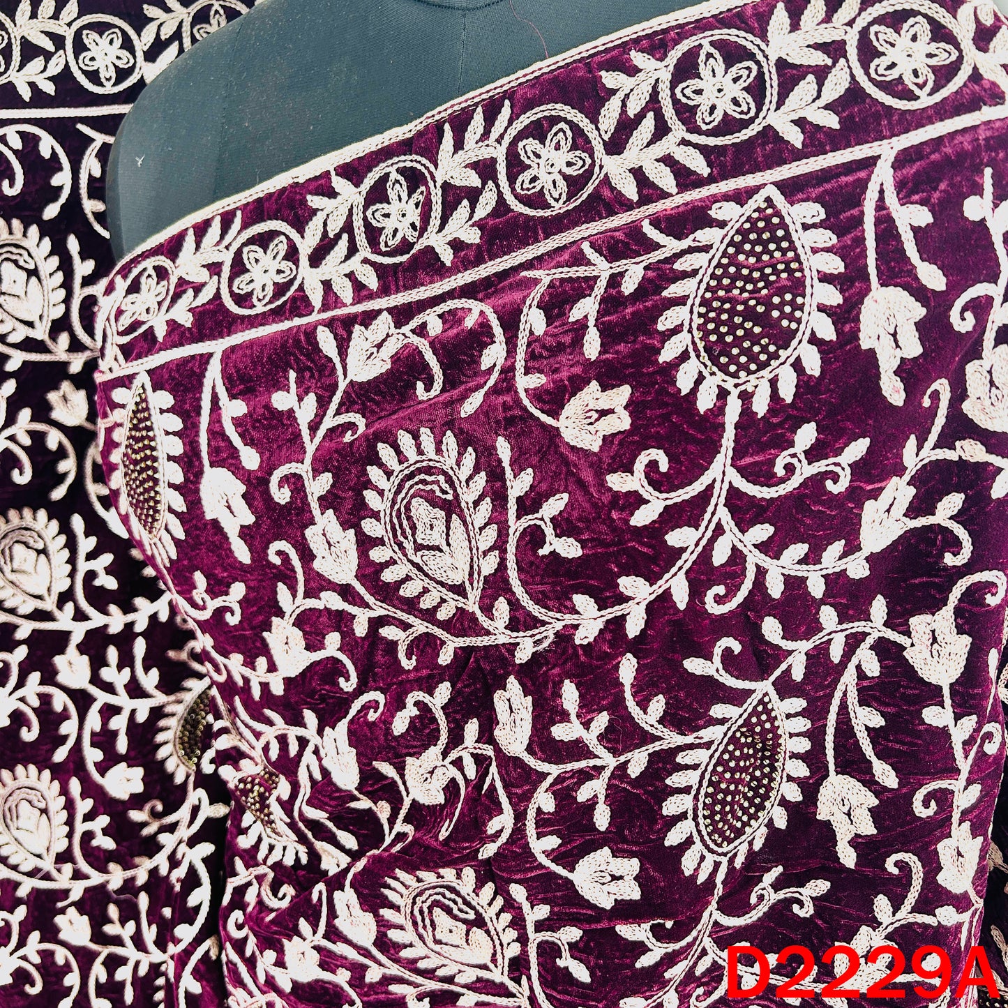 Thread Embroidered Stone Work Velvet Dupatta - D2229