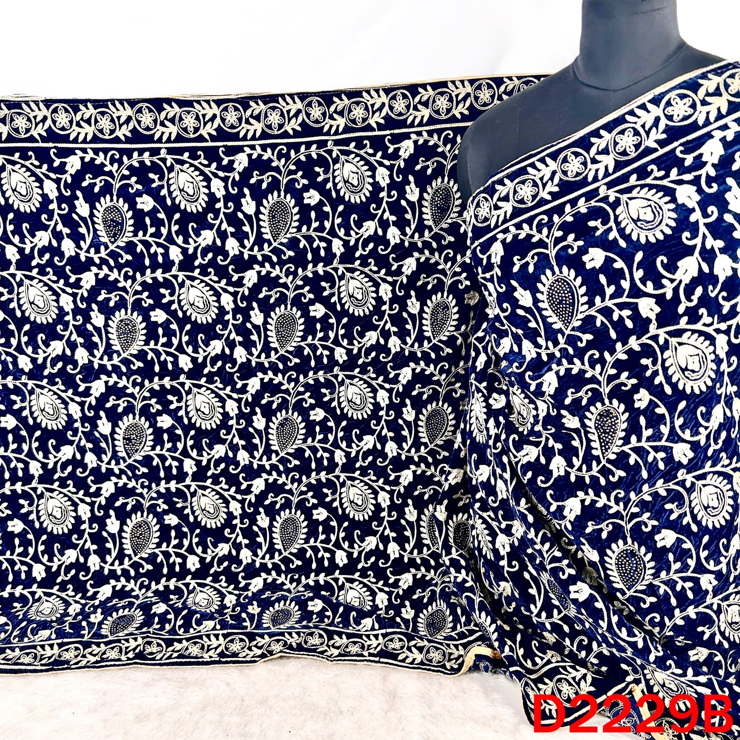 Thread Embroidered Stone Work Velvet Dupatta - D2229