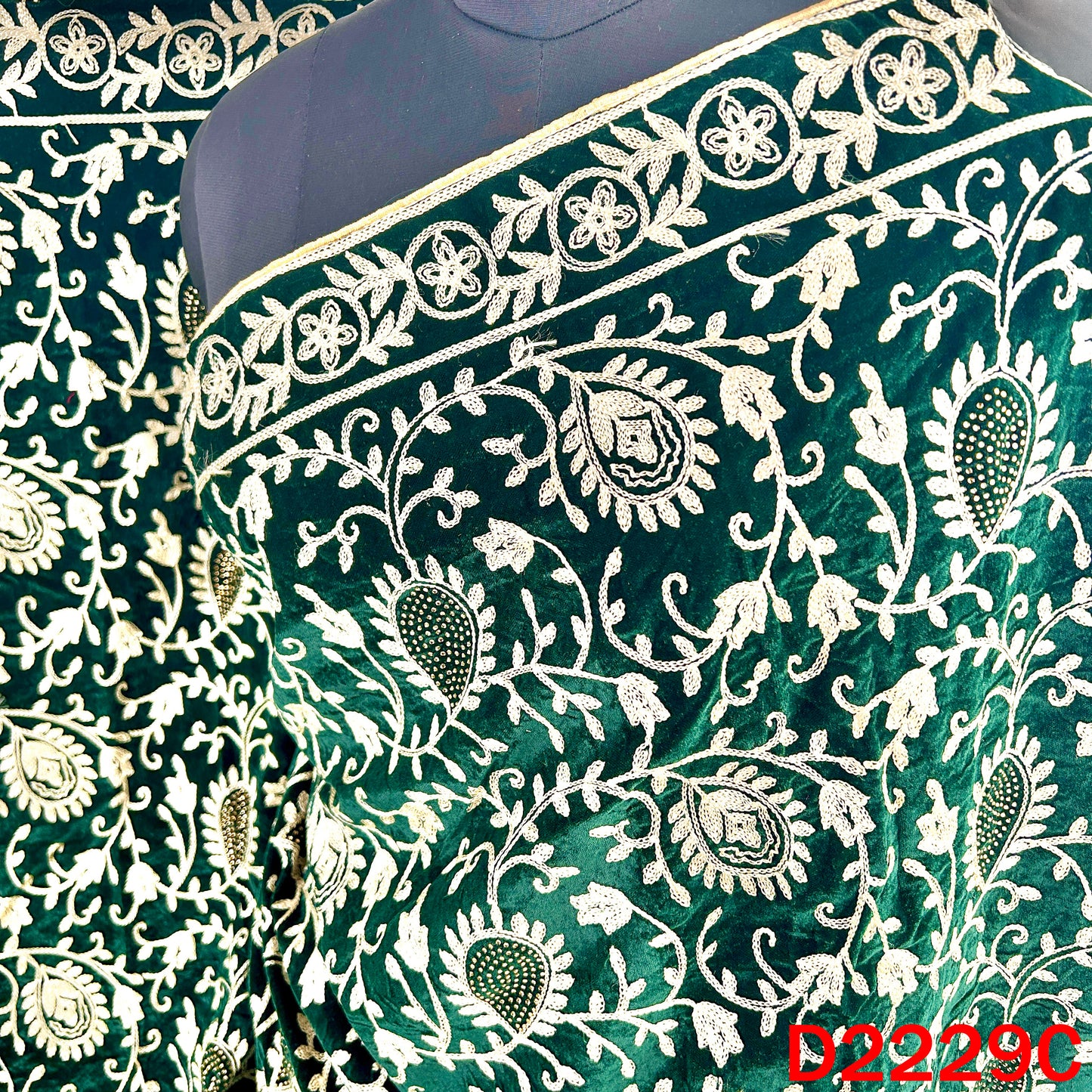 Thread Embroidered Stone Work Velvet Dupatta - D2229