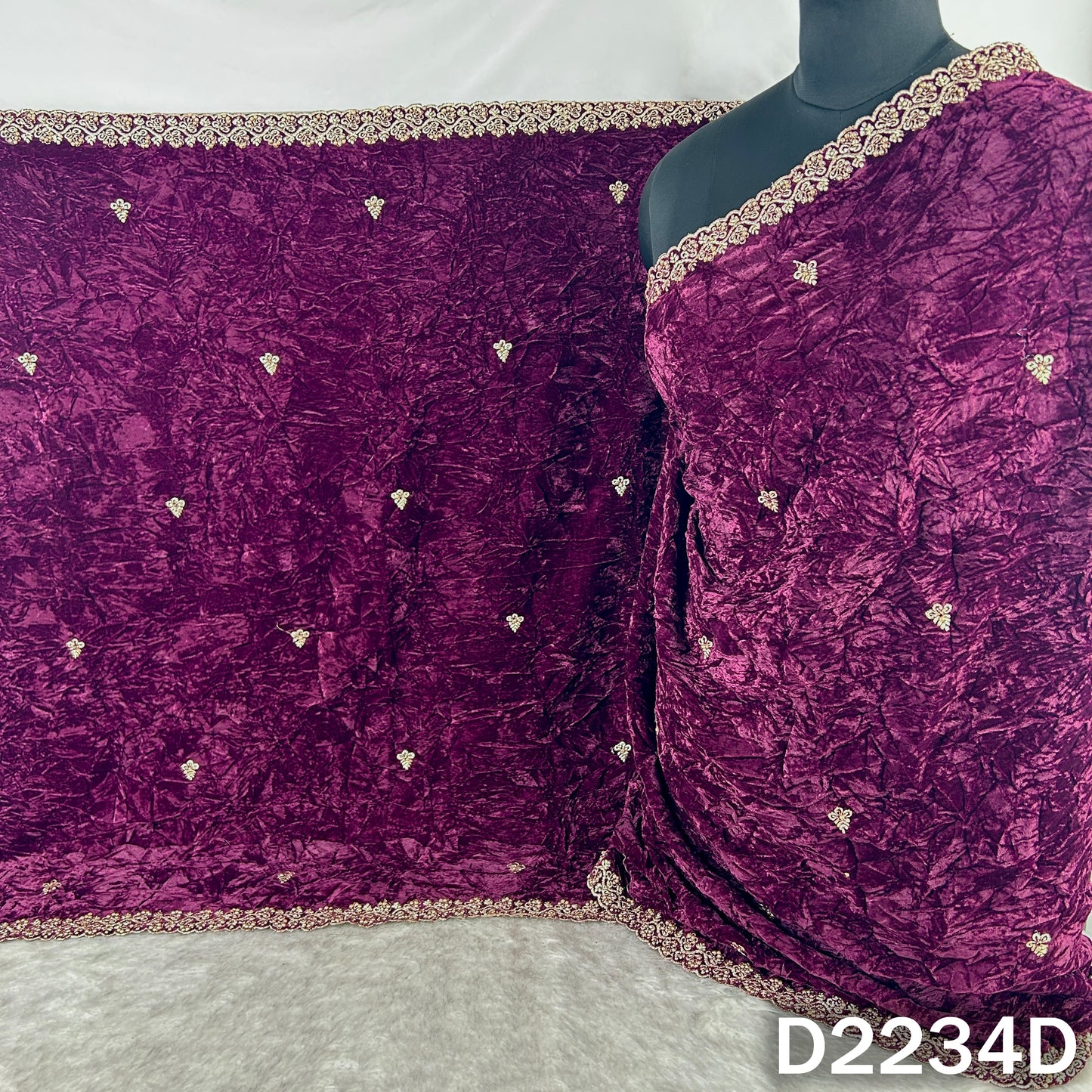 Zari Embroidered Stone Work Crush Velvet Dupatta - D2234