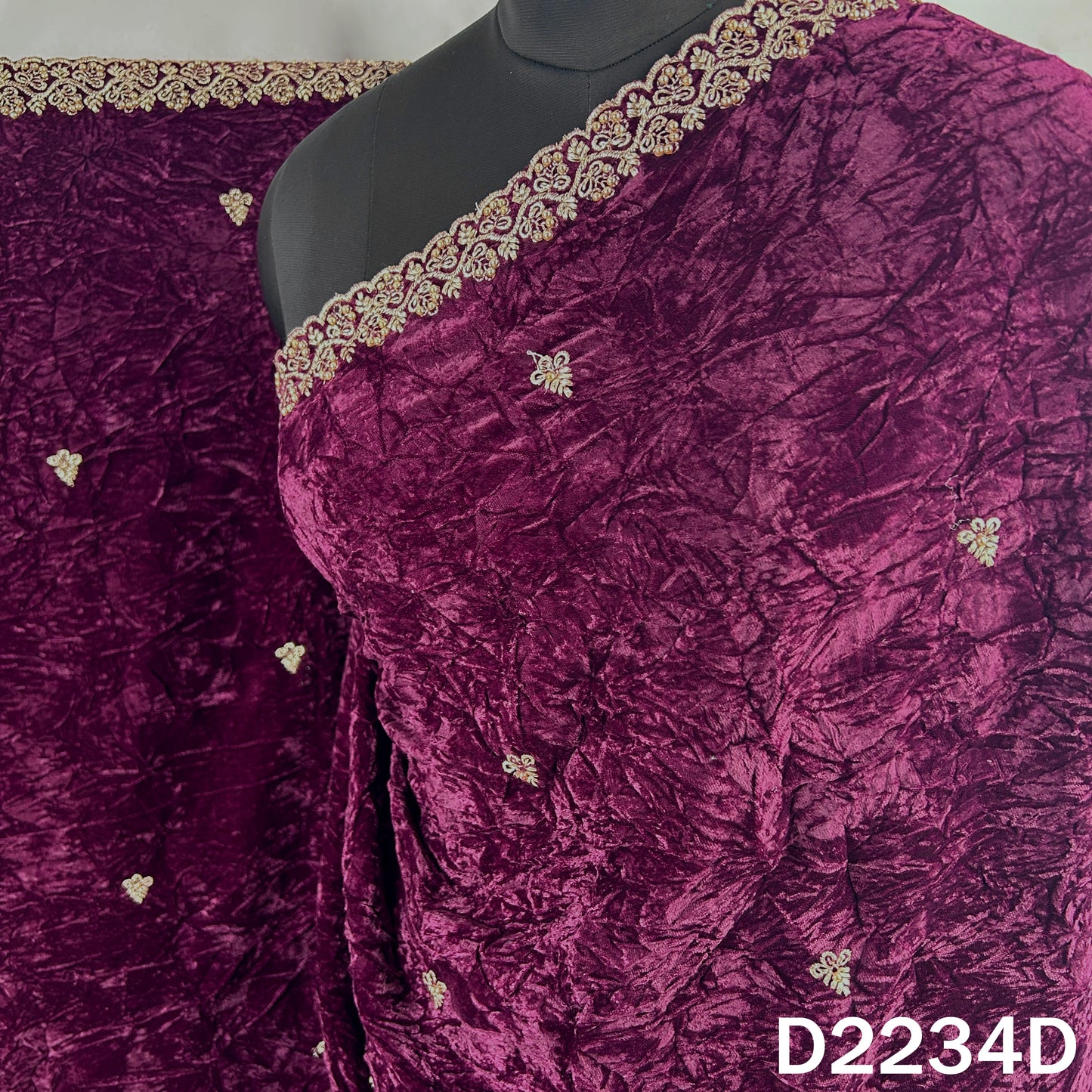 Zari Embroidered Stone Work Crush Velvet Dupatta - D2234