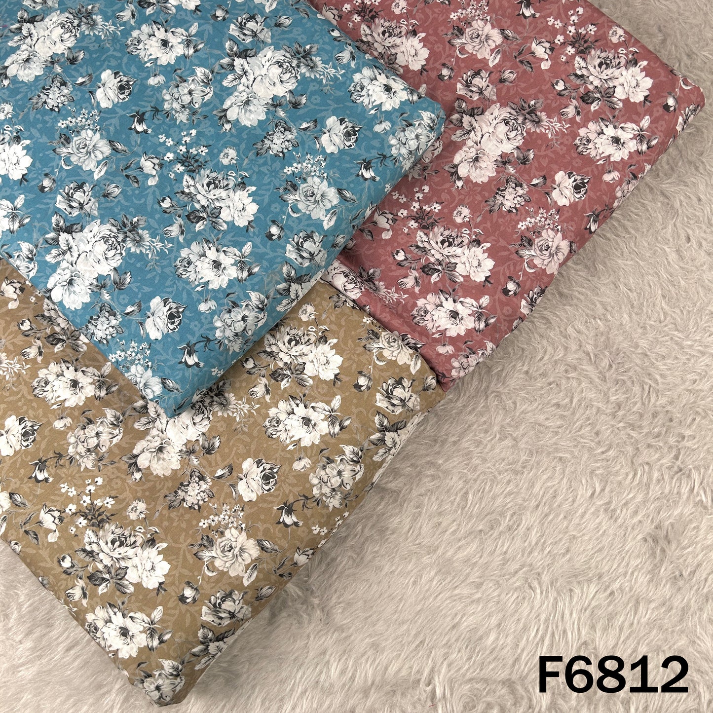Digital Print Lizzy Bizzy Fabric - F6812