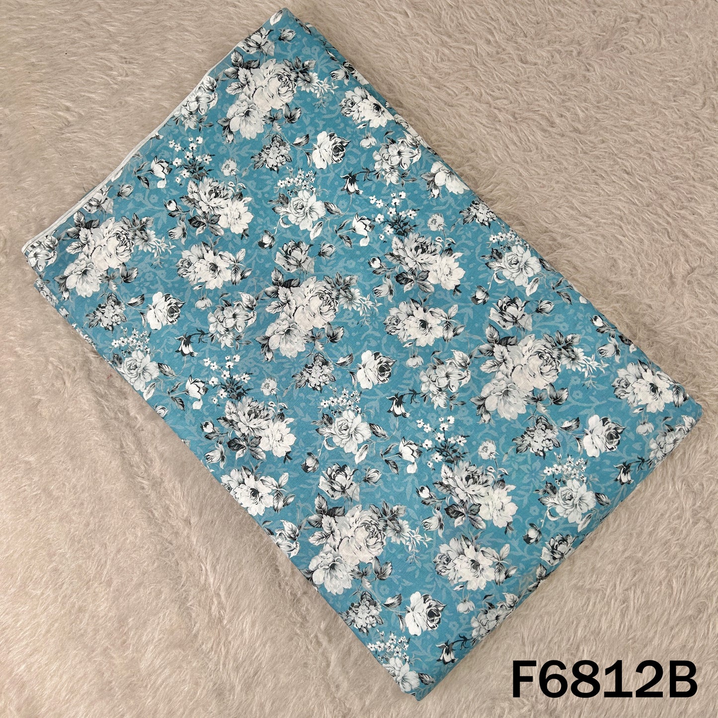 Digital Print Lizzy Bizzy Fabric - F6812
