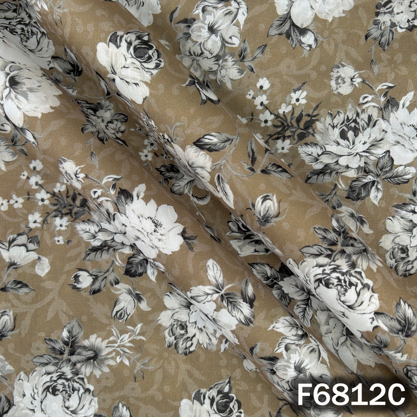 Digital Print Lizzy Bizzy Fabric - F6812