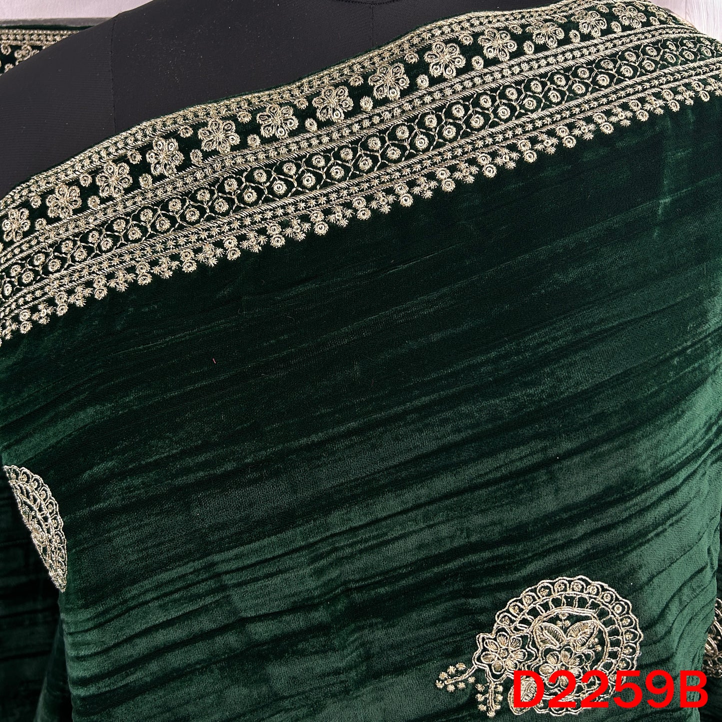 Zari Sequins Embroidered Crush Velvet Dupatta - D2259