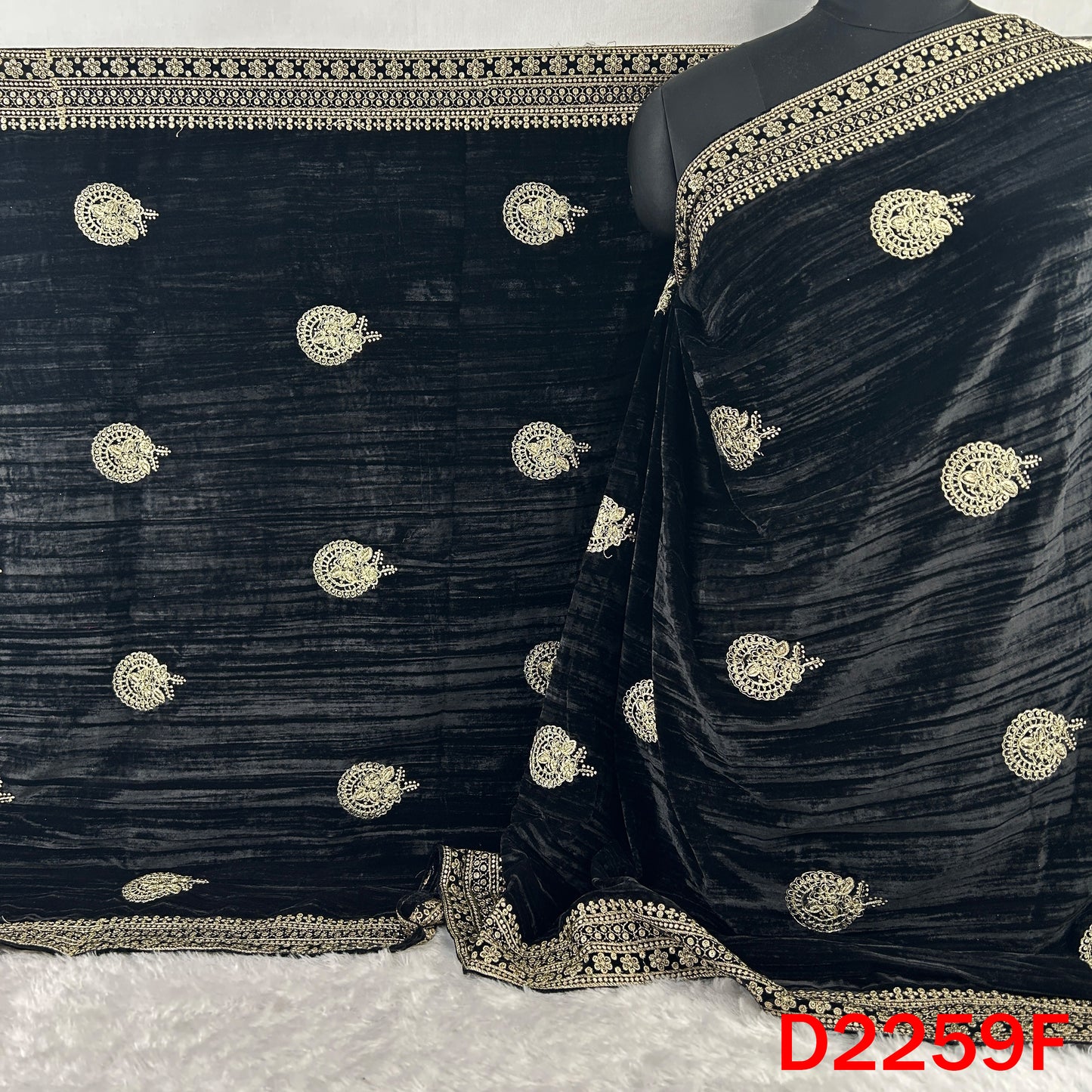 Zari Sequins Embroidered Crush Velvet Dupatta - D2259