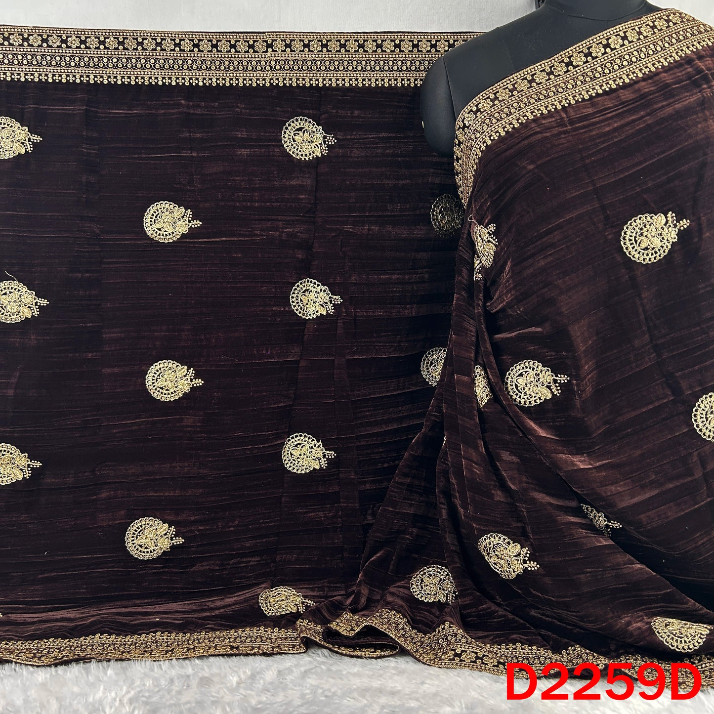 Zari Sequins Embroidered Crush Velvet Dupatta - D2259