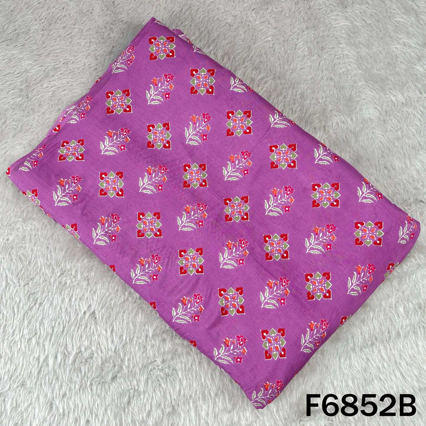 Printed Muslin Cotton Fabric - F6852
