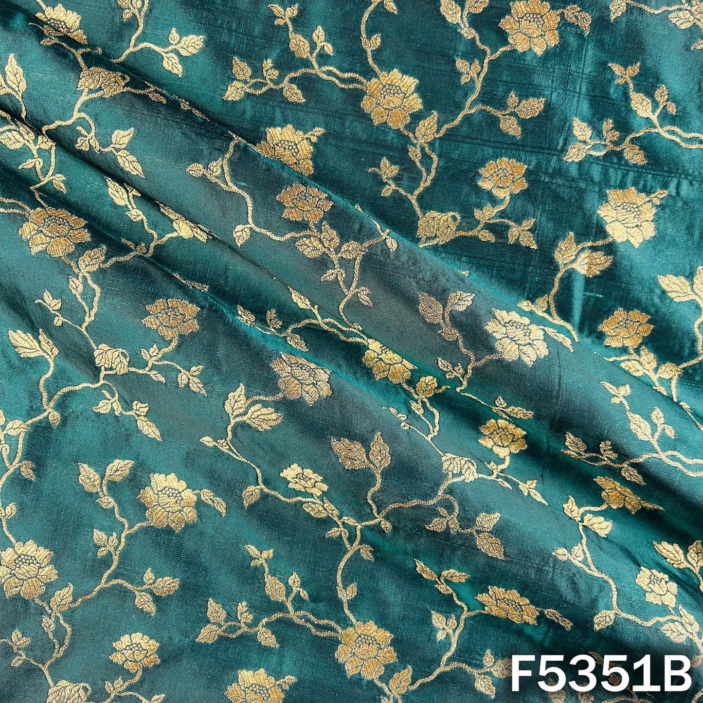 Zari Work Banarasi Brocade Silk Fabric - F5351
