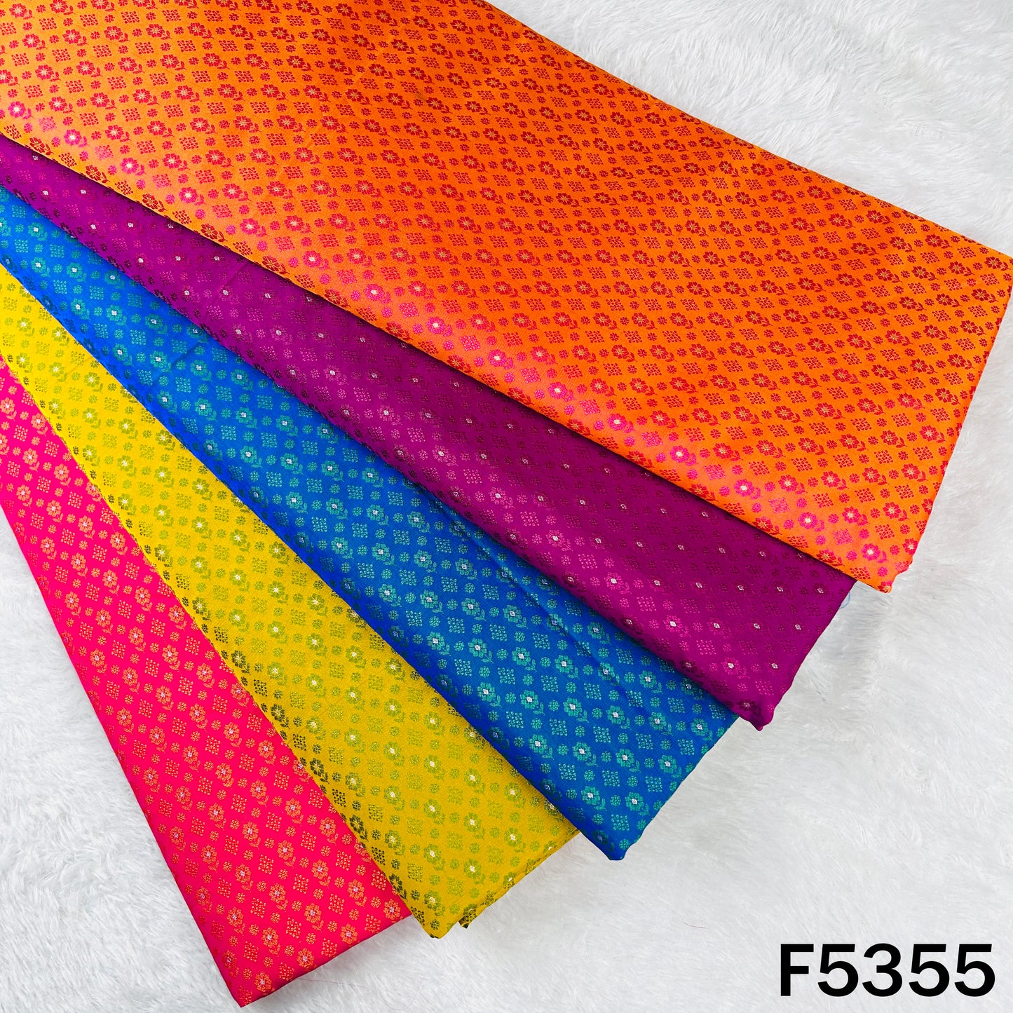 Zari Work Banarasi Brocade Silk Fabric - F5355