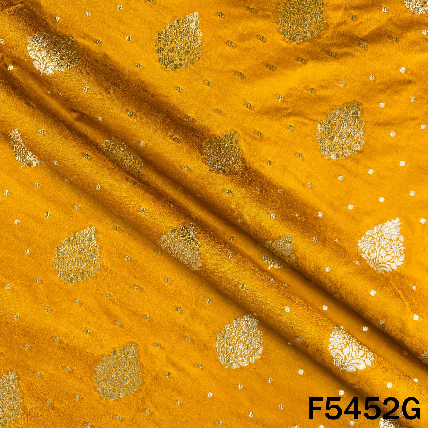 Zari Work Banarasi Brocade Silk Fabric - F5452