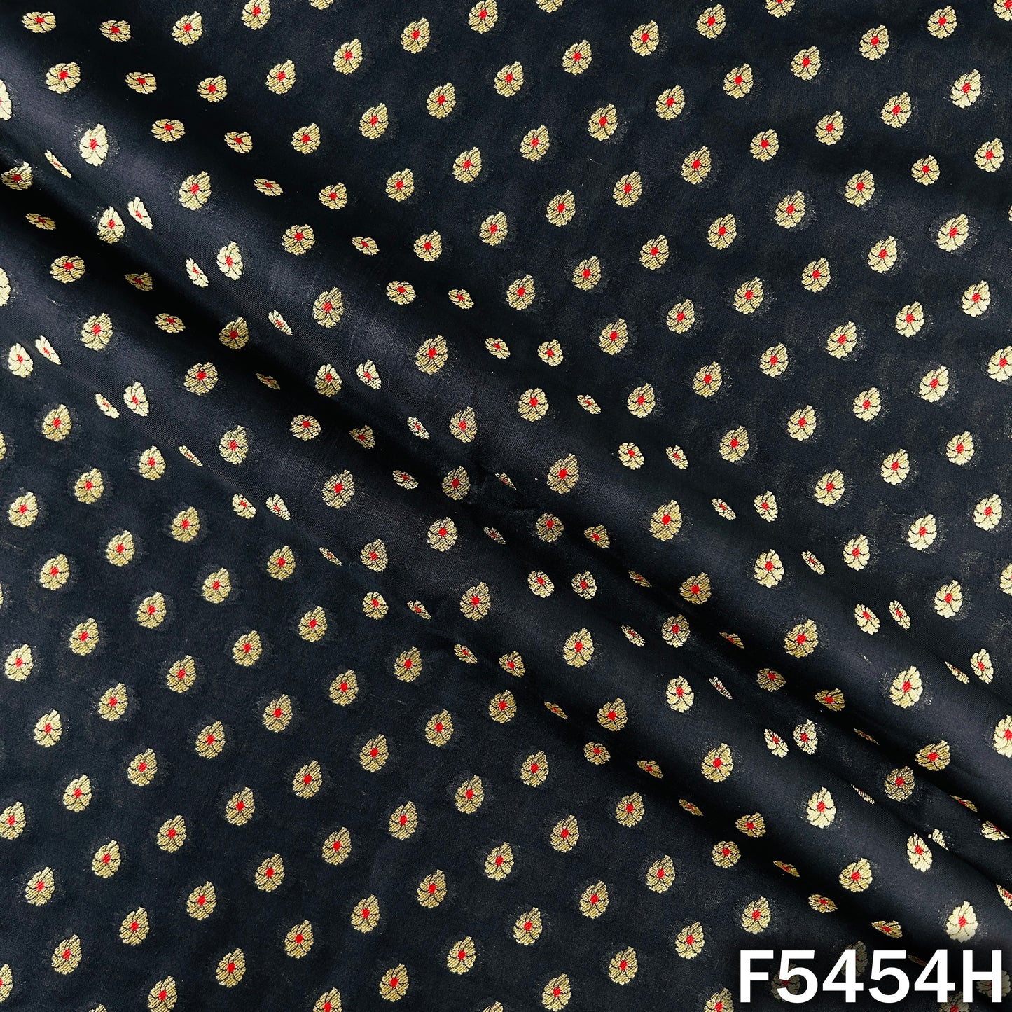 Zari Work Banarasi Brocade Silk Fabric - F5454