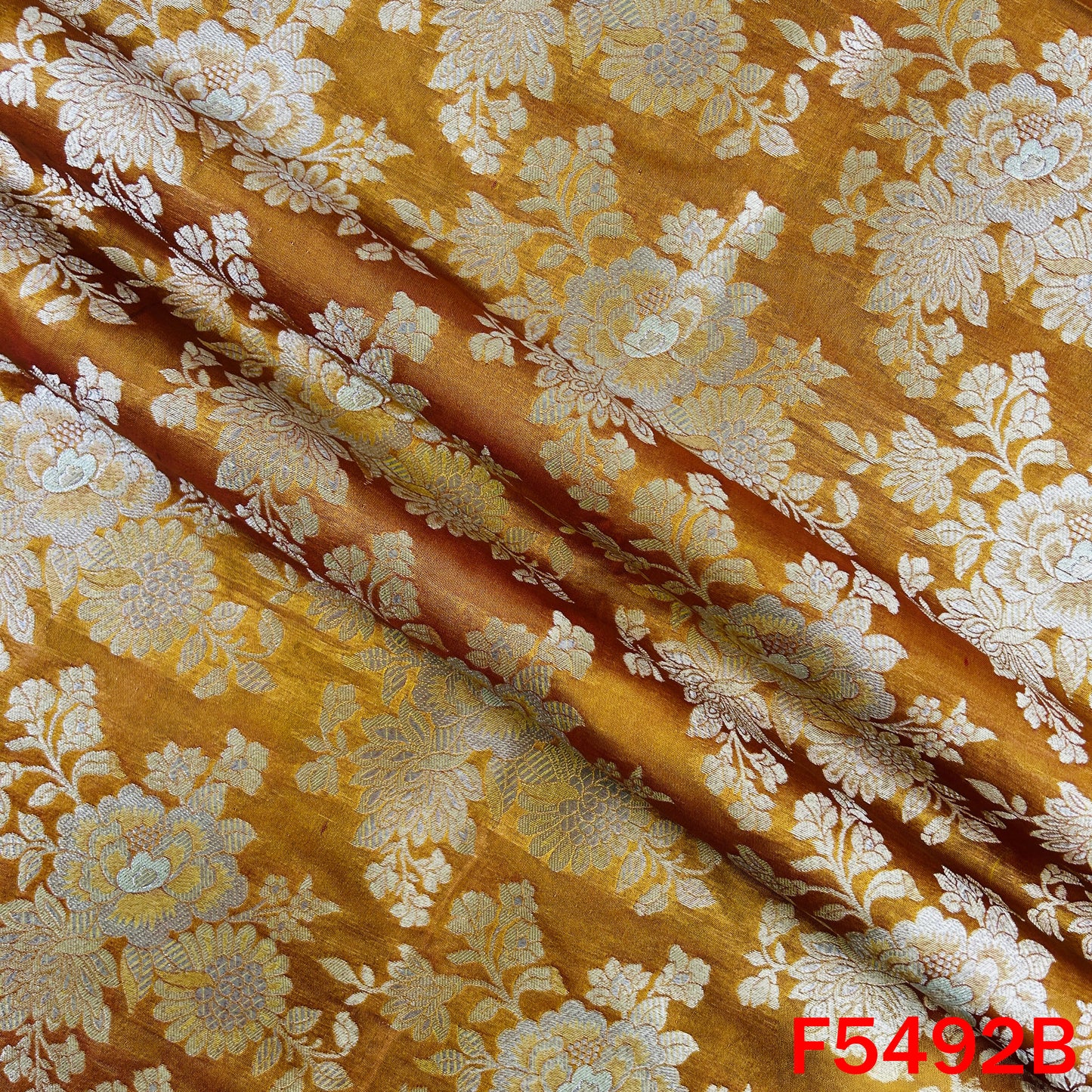 Zari Work Banarasi Brocade Silk Fabric - F5492