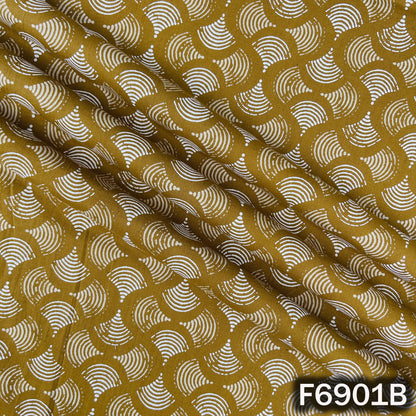 Detailed F6901B texture showing clean motif edges across a warm mustard base