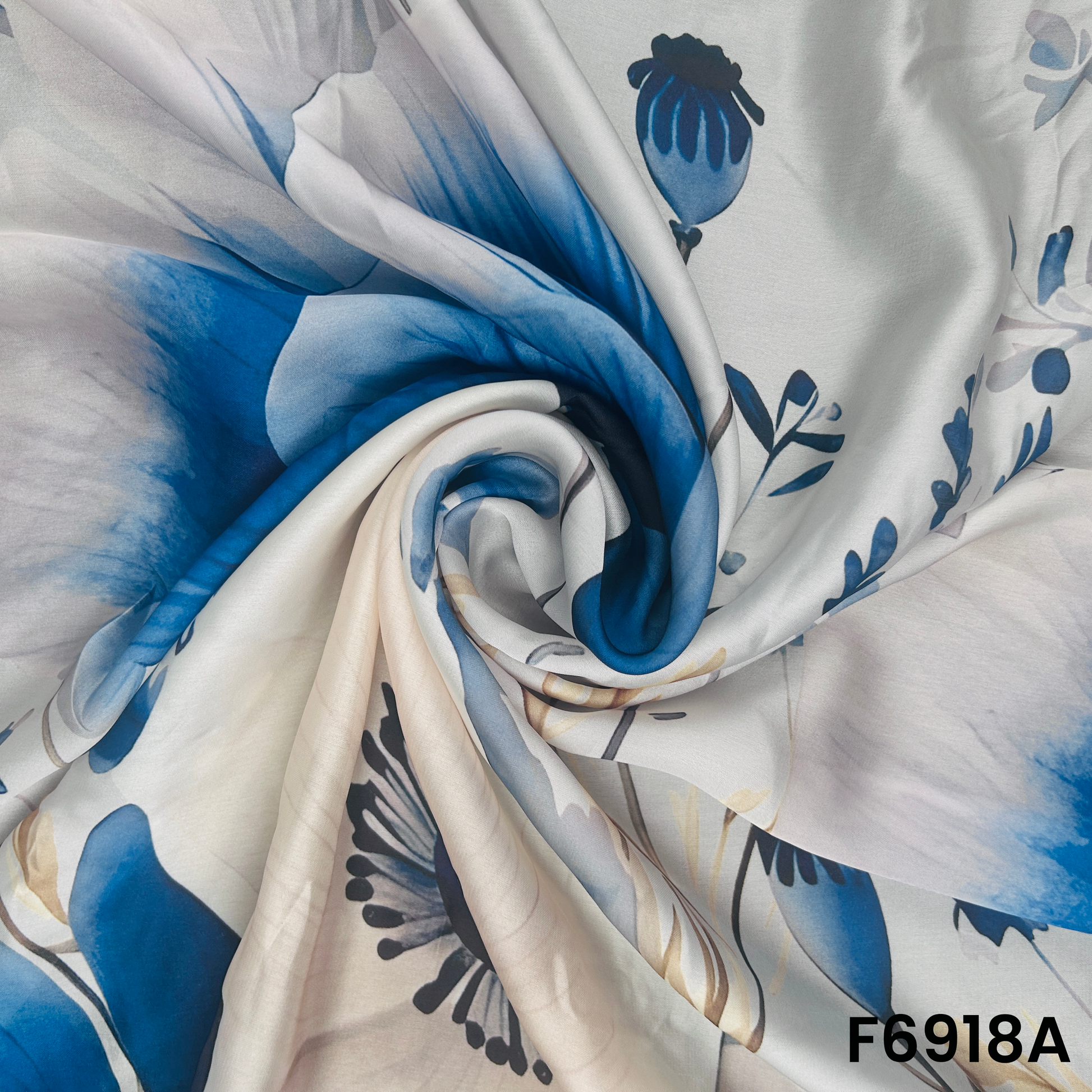 Close view of F6918A showing bold petals, fine botanical stems and polished satin shine