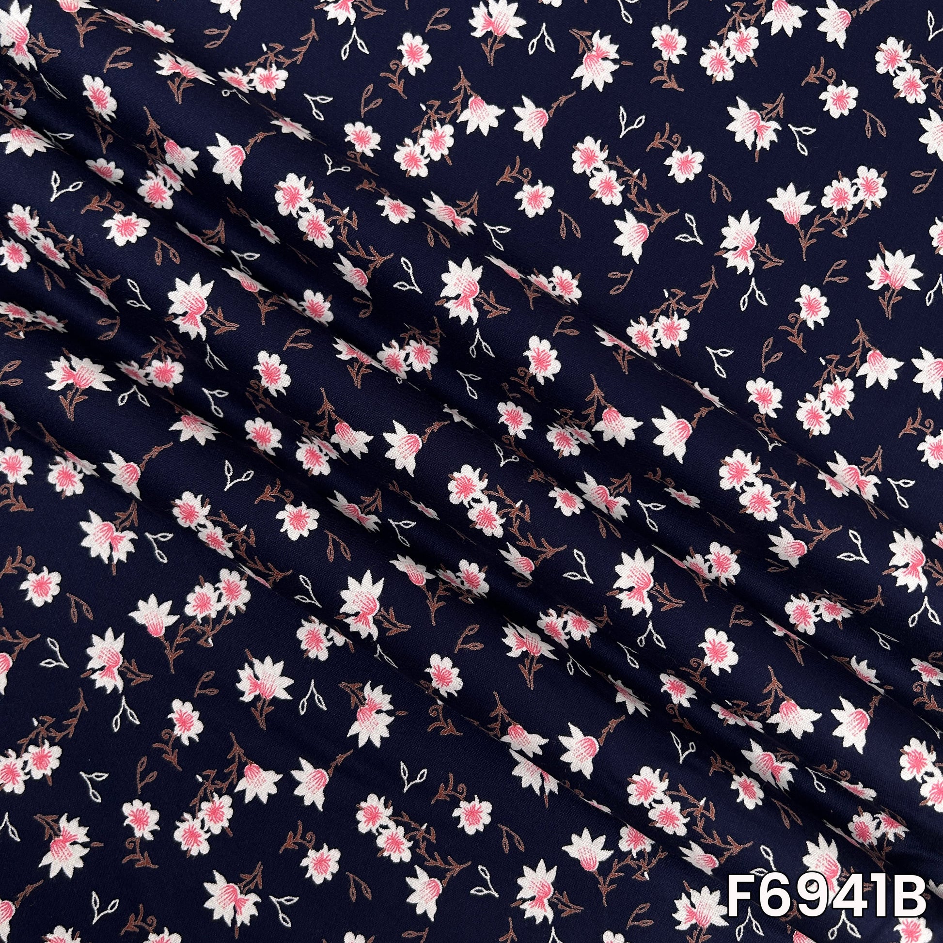 Detailed F6941B view highlighting neat floral placement, breathable folds and a graceful printed finish